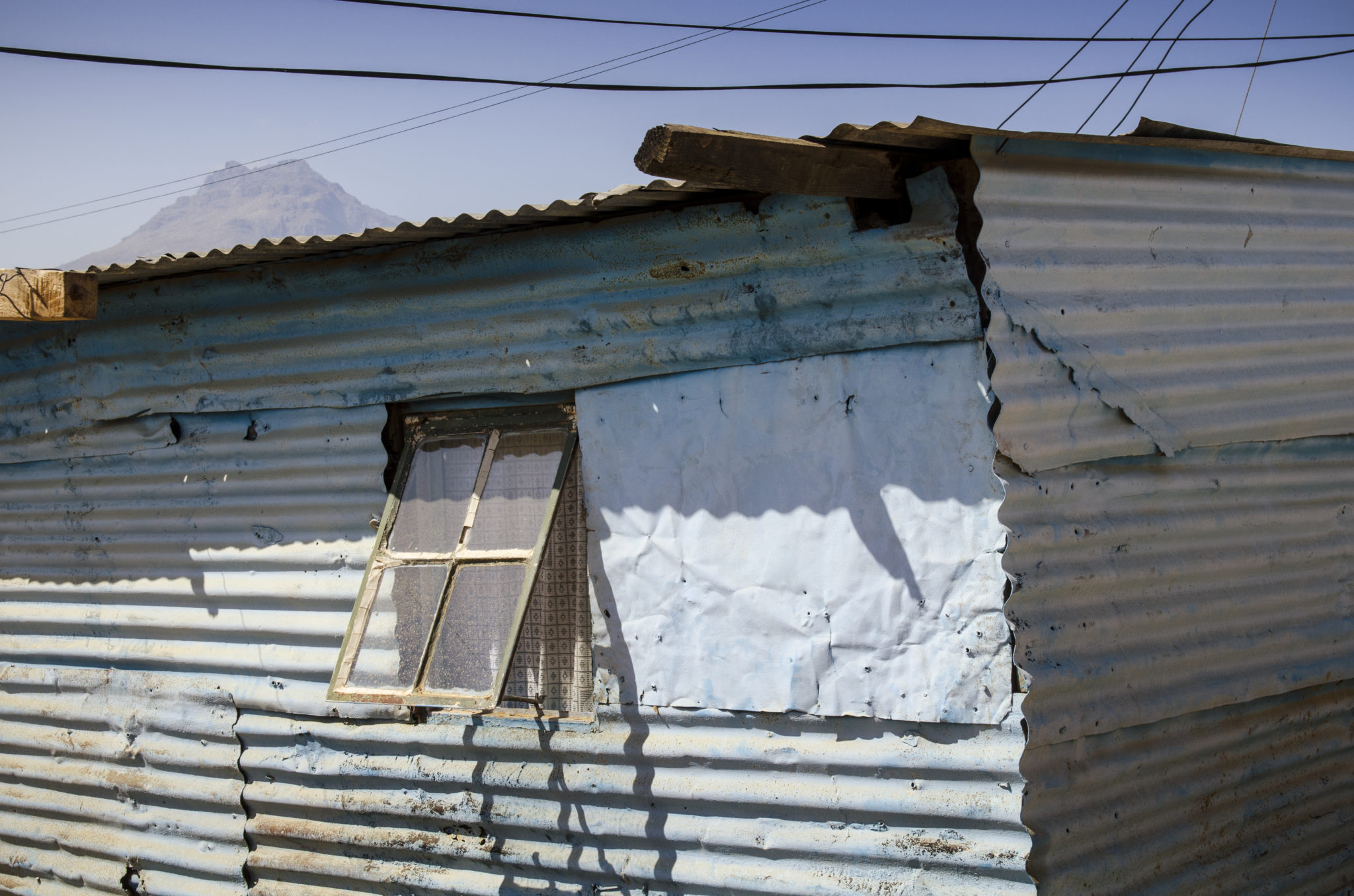 Wellblechhütten im Kayamandi-Township in Südafrika