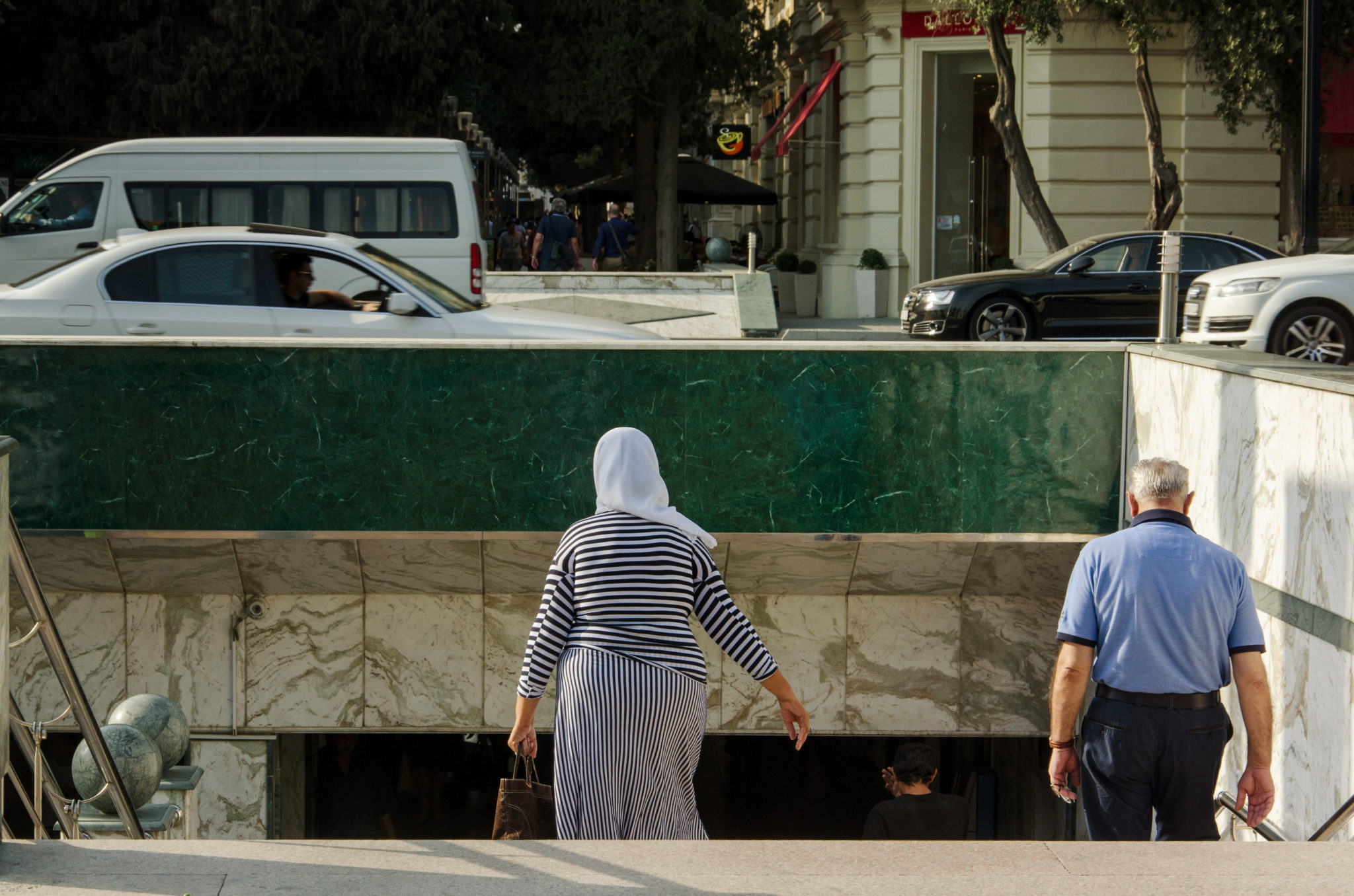 Ein Ubahnschacht in der Hauptstadt von Aserbaidschan