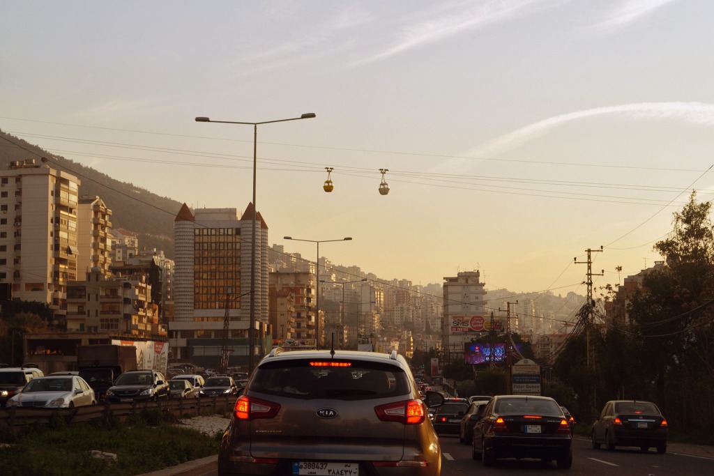 Stau auf einer Straße im Libanon