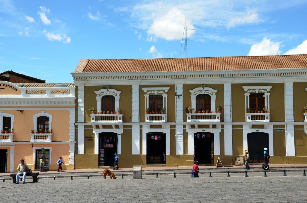 Sehenswuerdigkeiten-Ecuador-Quito-Haeuser