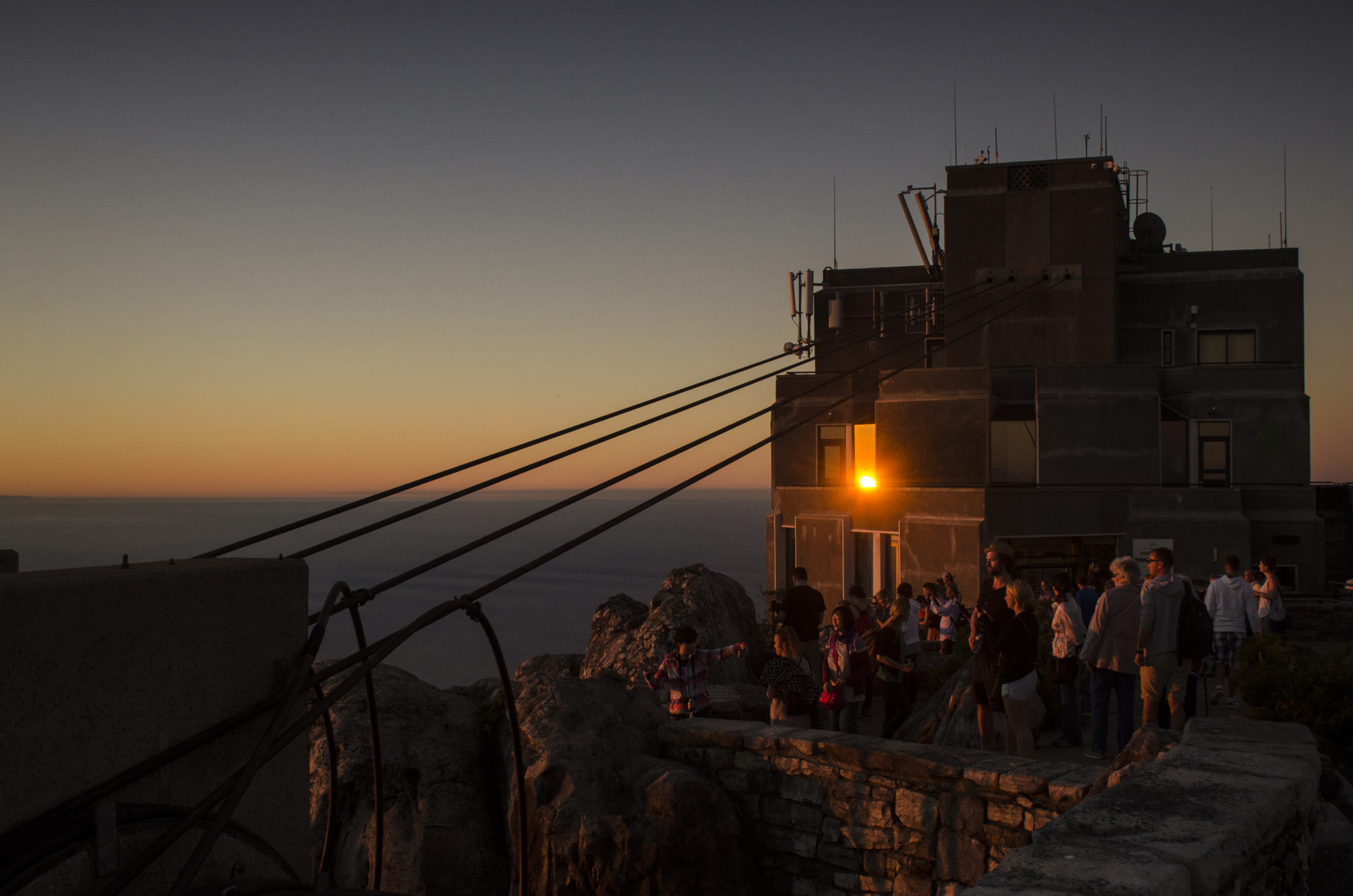 Südafrika Reisetipps: Zum Sonnenuntergang auf den Tafelberg in Kapstadt