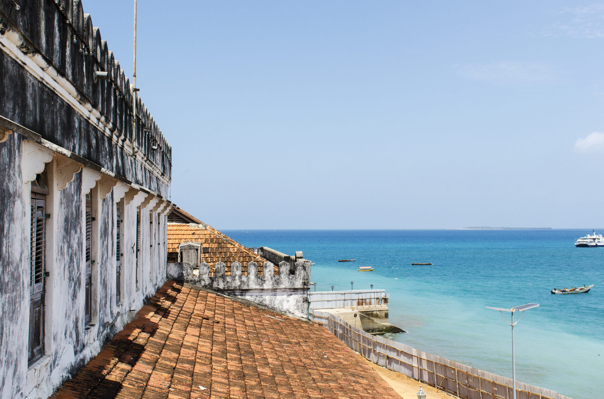 Der Palast am Meer in Stone Town auf Sansibar