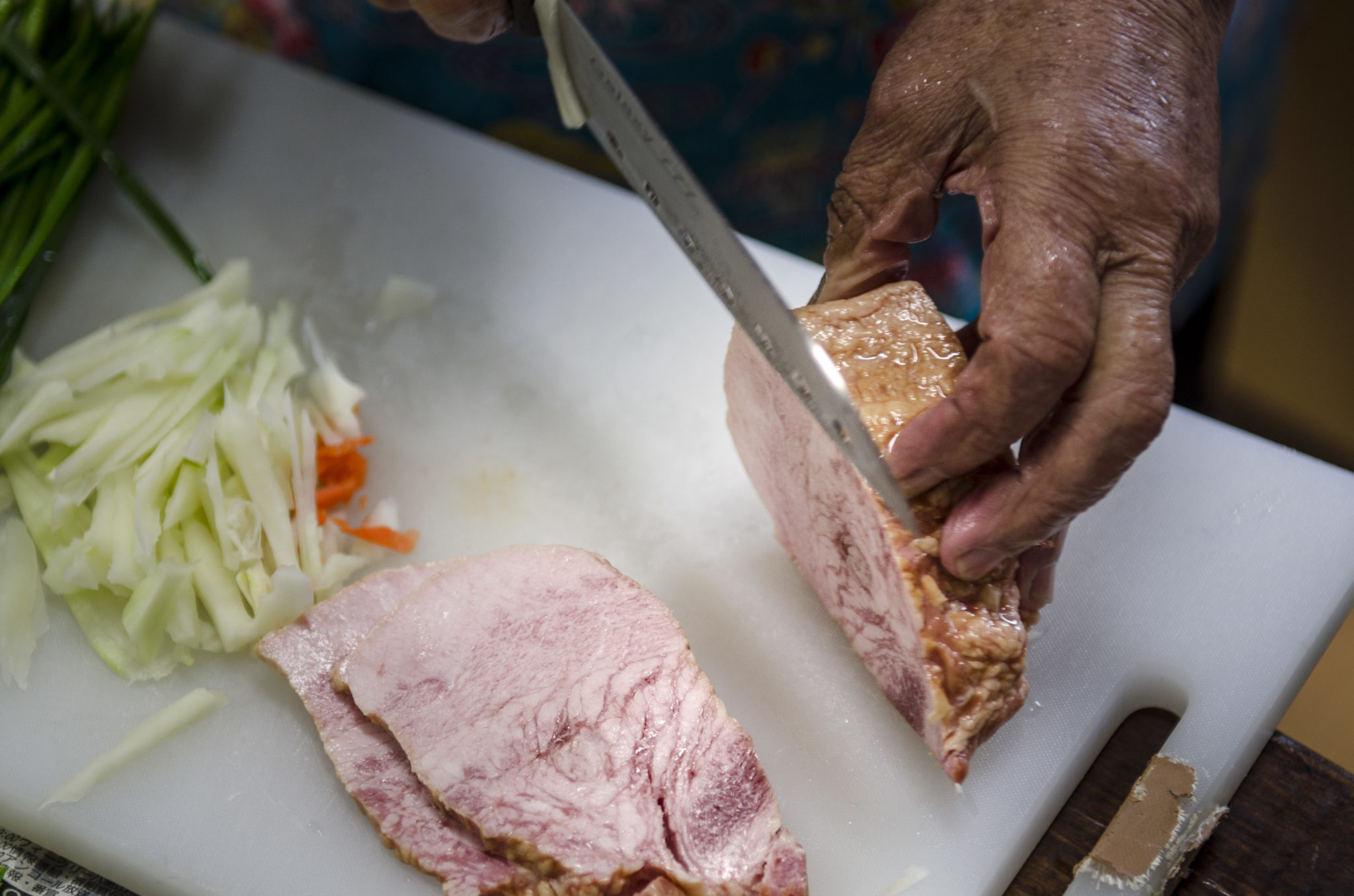 Regionales Fleisch beim Kochkurs auf Ishigaki