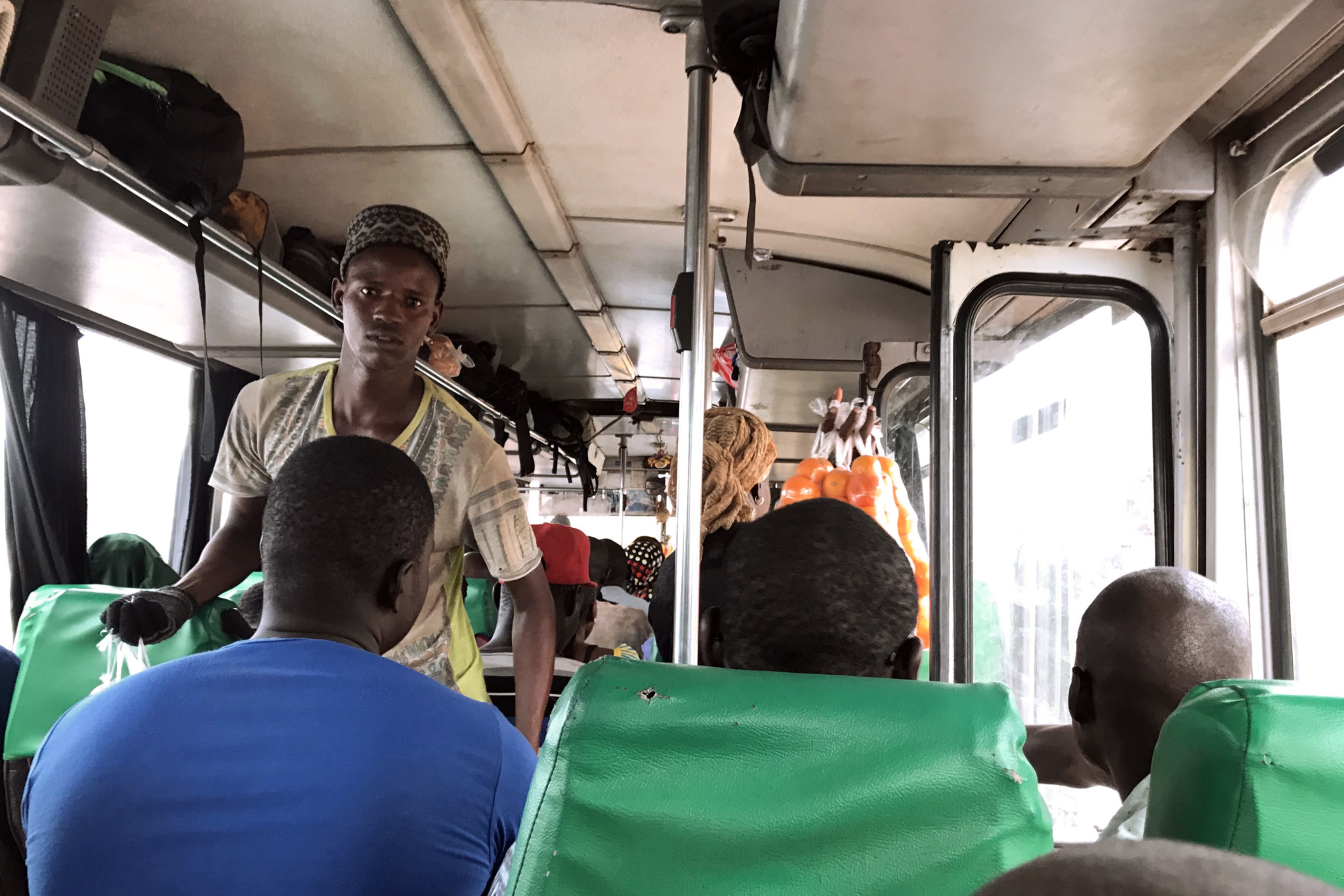 Busfahren im Senegal