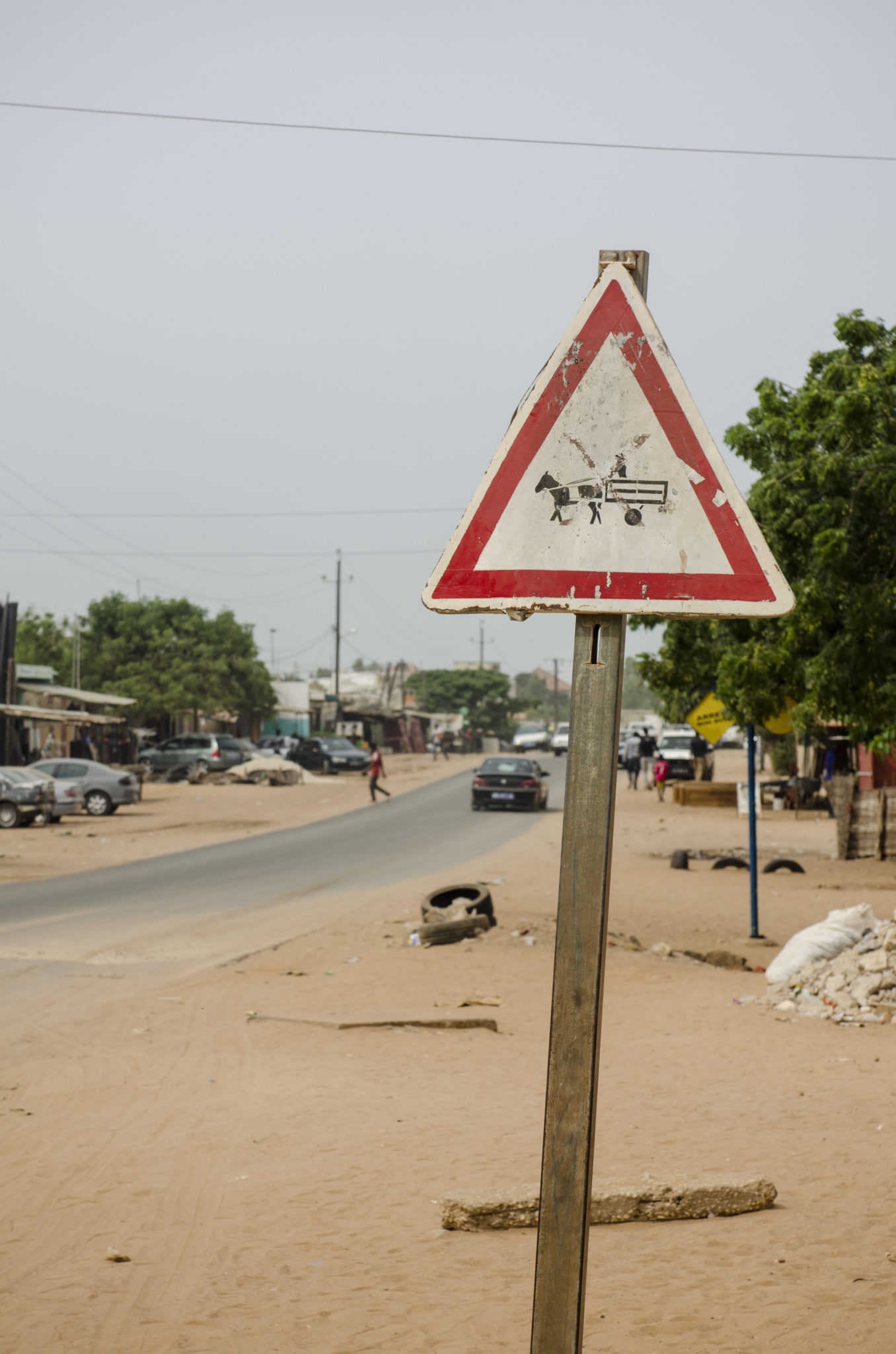 Straßenschild in Mbour im Senegal