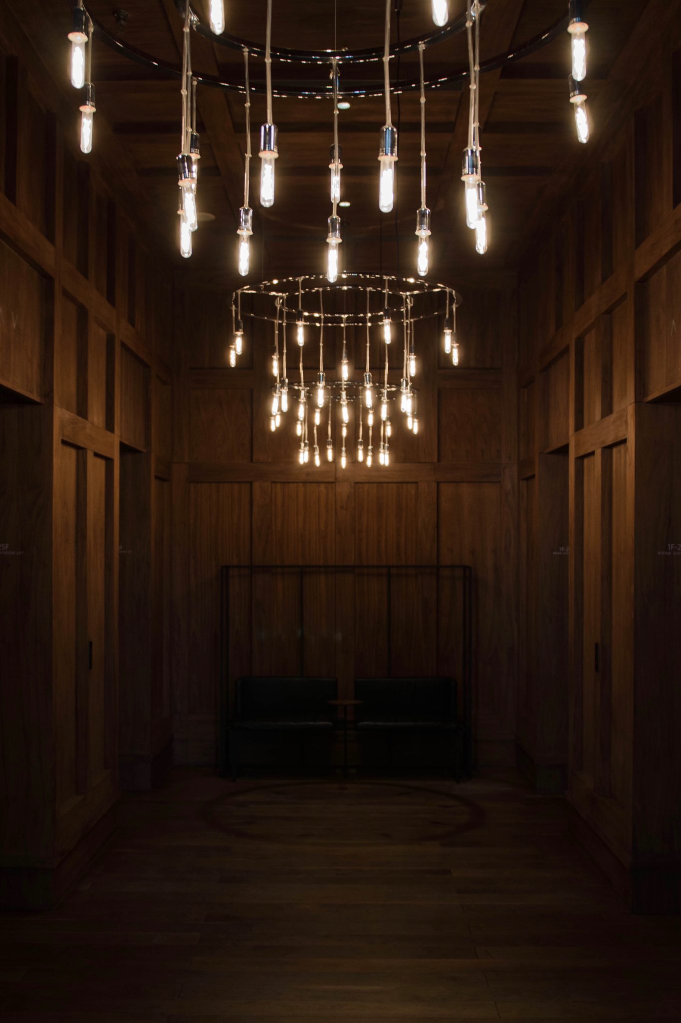 EAST Hotel Peking: Schickes Design trifft auf hartes Holz