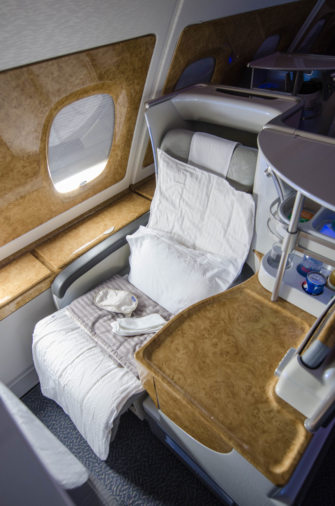 Der Emirates Business Class Sitz im A380 bietet jede Menge Platz