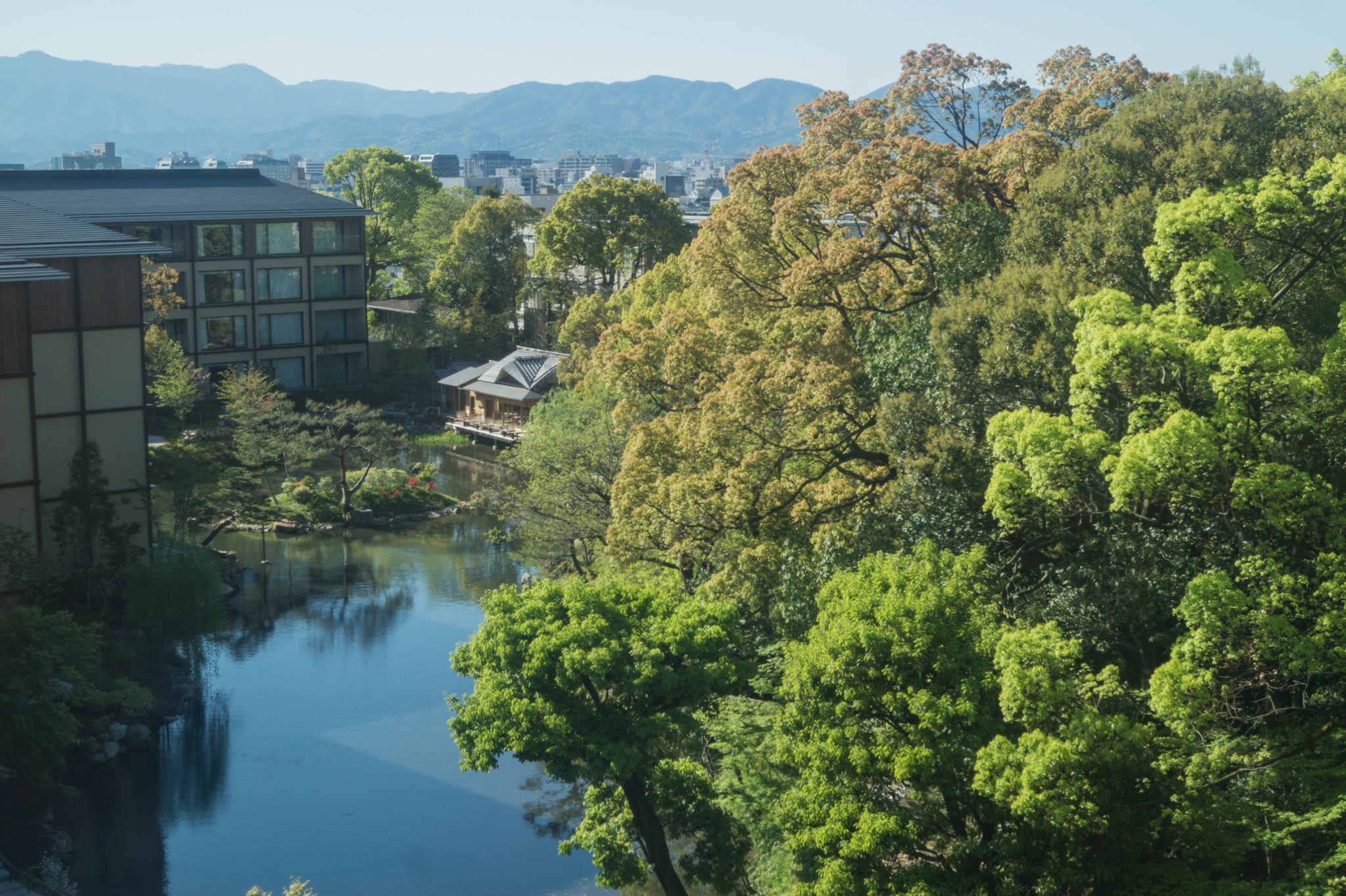 Das Four Seasons Hotel in Kyoto ist eine der nobleren Adressen in Kyoto.