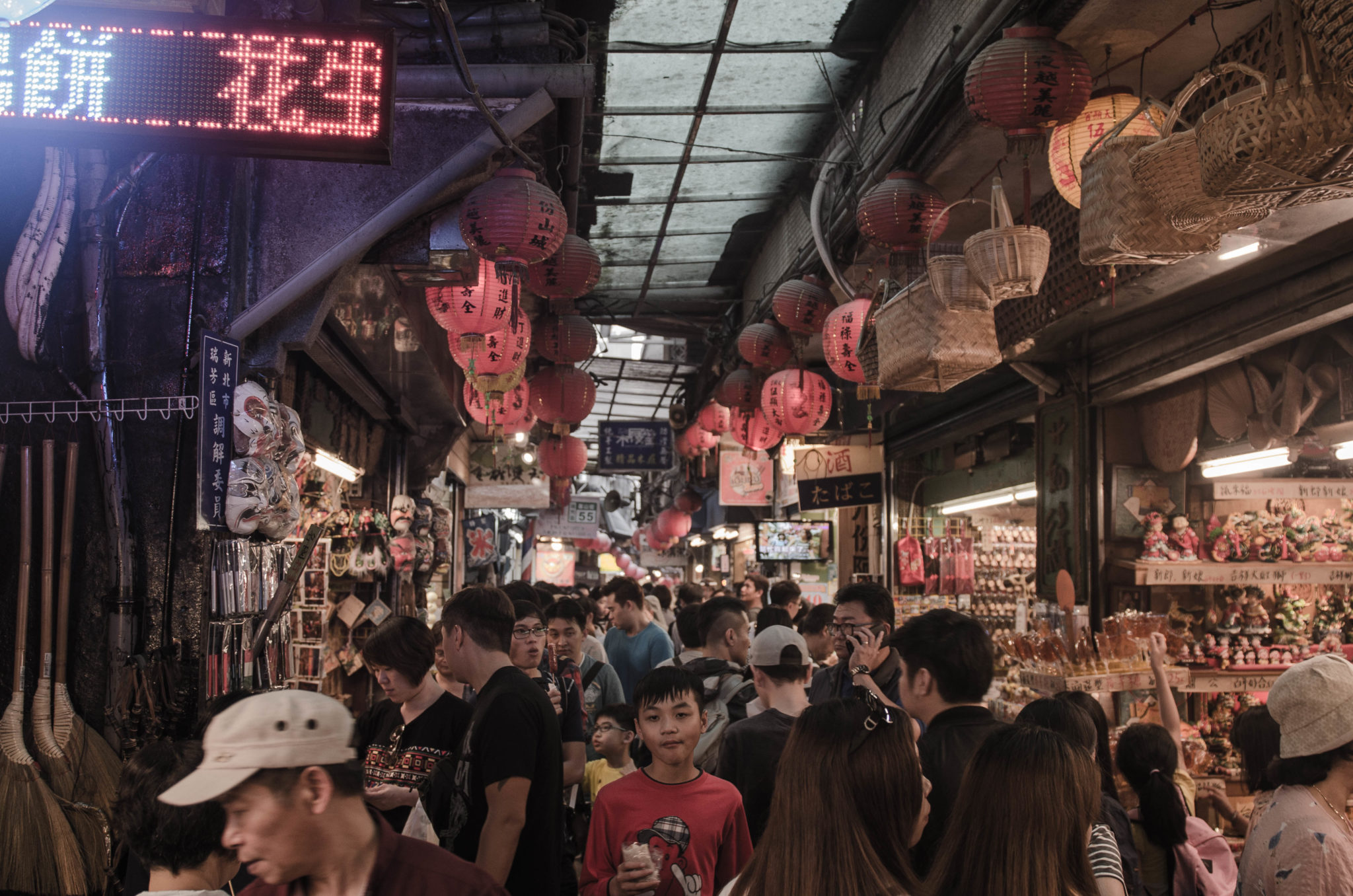 Die Touristenstadt Jiufen gehört zur Taiwan Rundreise dazu