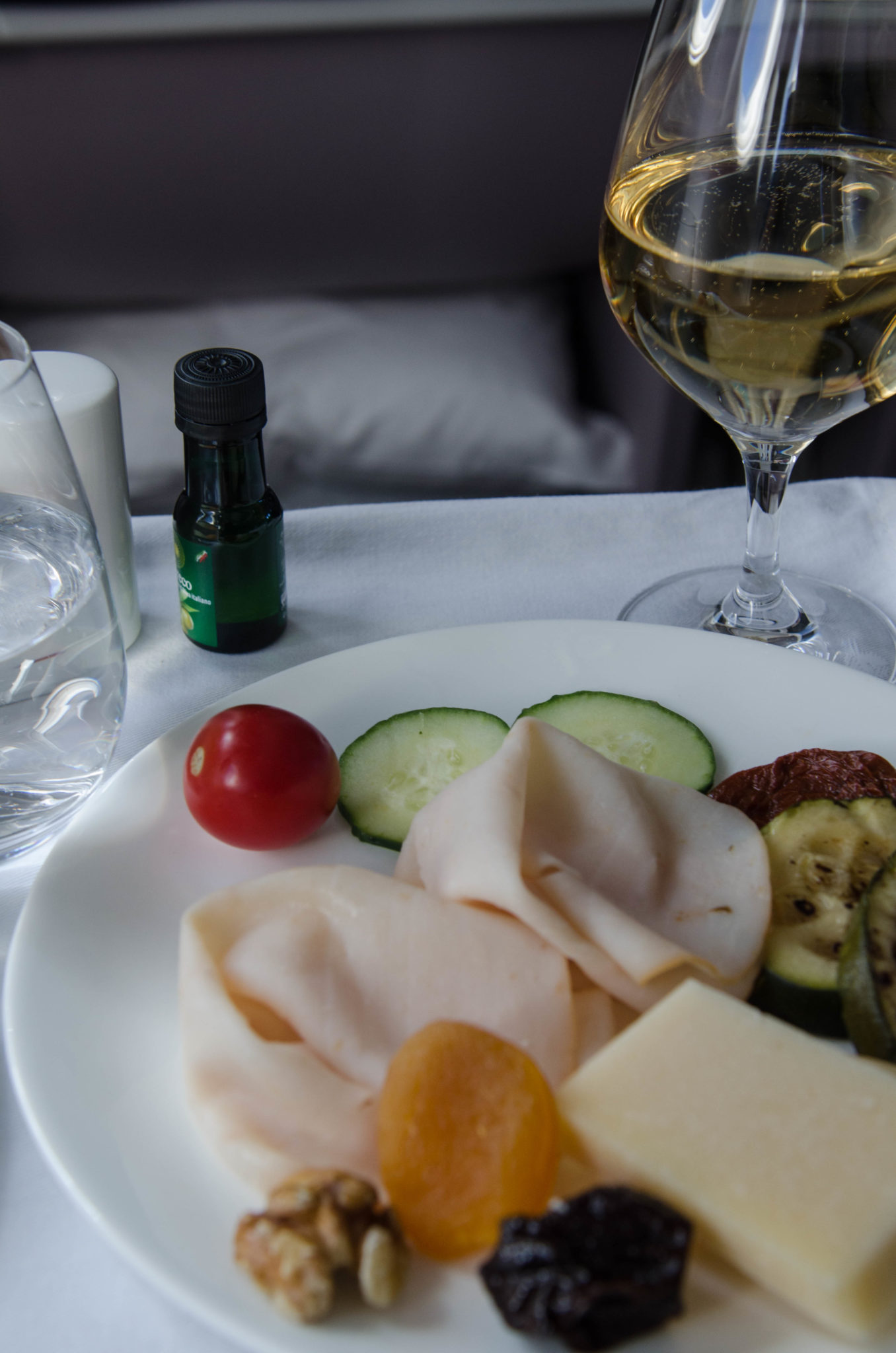 Das Essen in der Air Italy Business Class auf dem Flug von Mailand nach New York