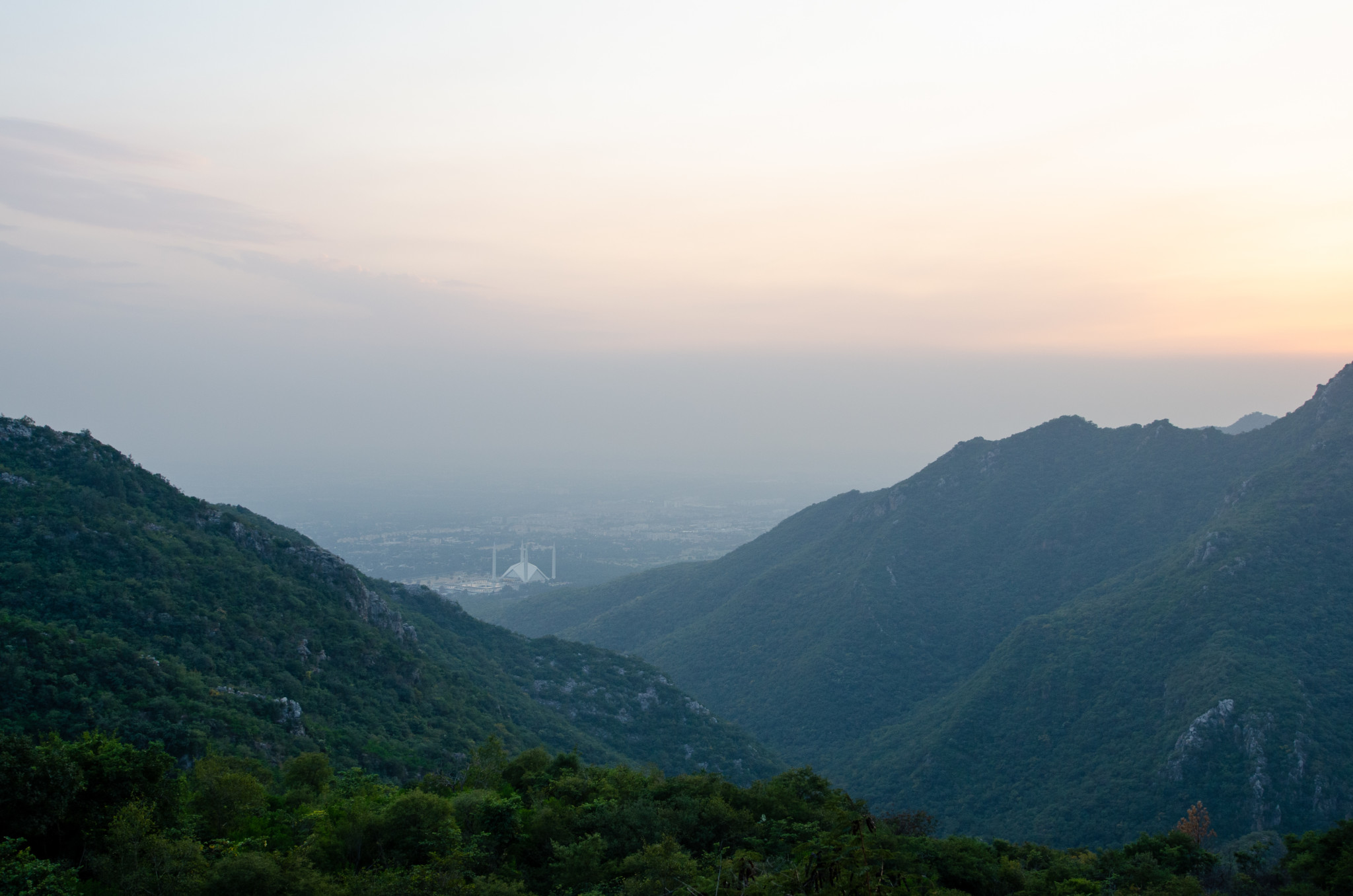 Ausblick von den Margalla Hills auf Islamabad