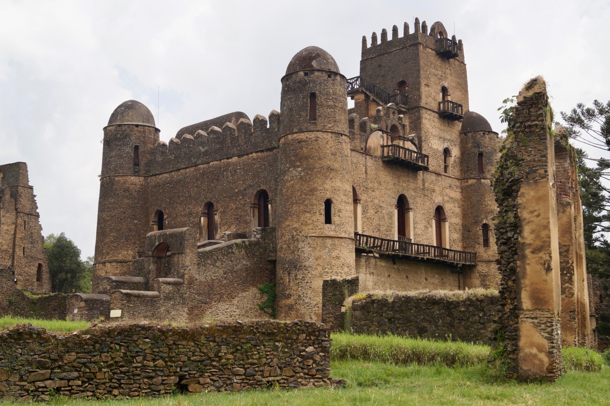 Fasilides Palast in Gondar ist definitiv eine der wichtigen Äthiopien Sehenswürdigkeiten