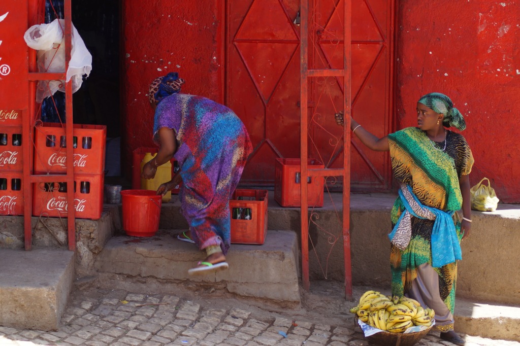 Verkäuferinnen auf Markt in Harar