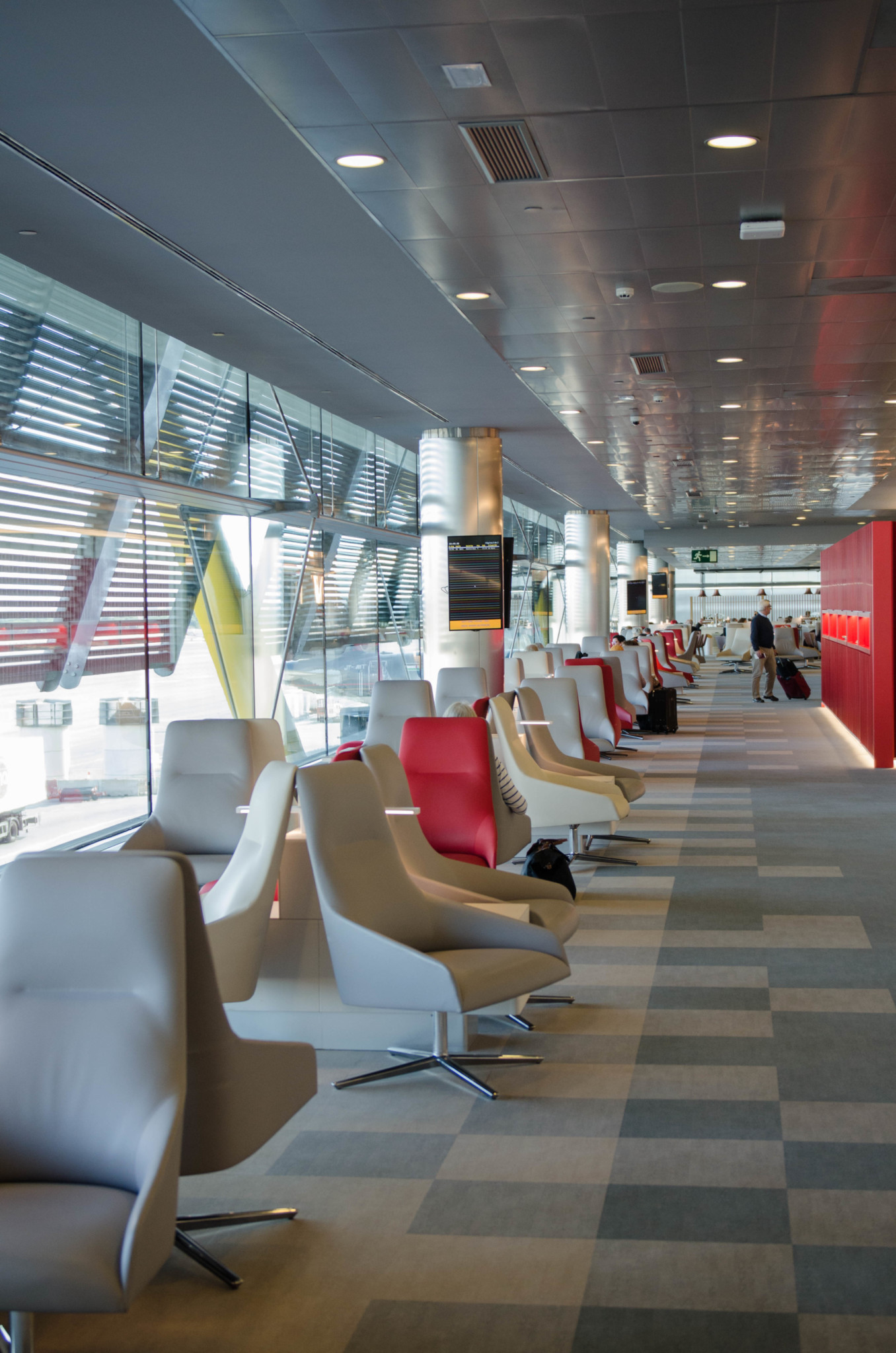 Iberia Business Class Lounge in Madrid