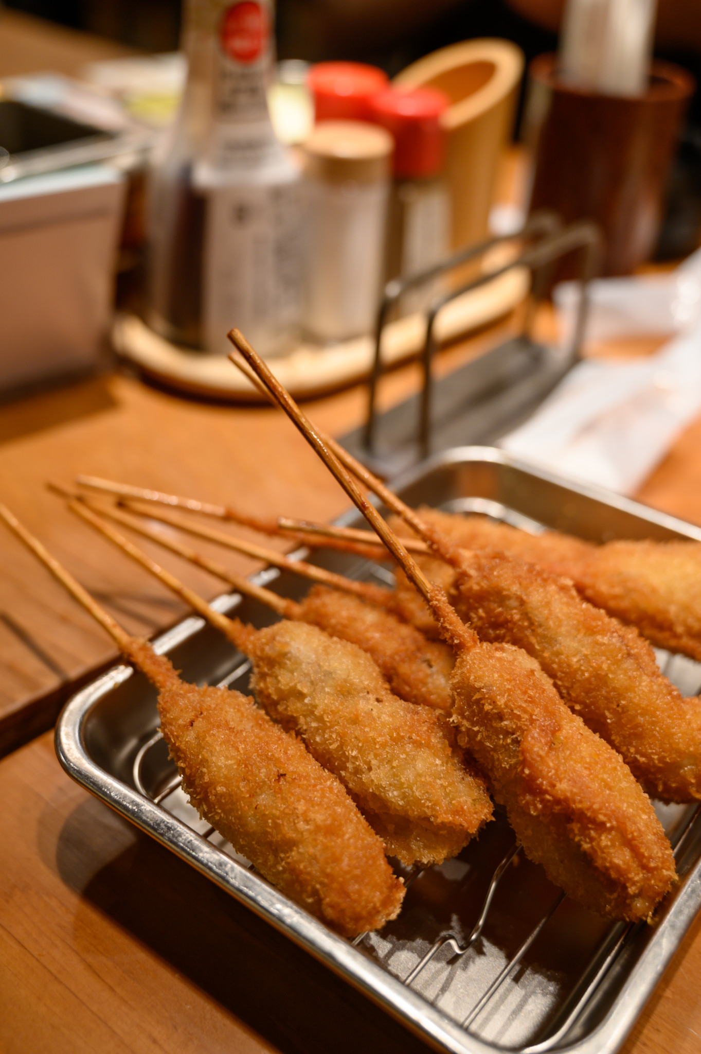 Das Japanisches Gericht Kushikatsu in Japan