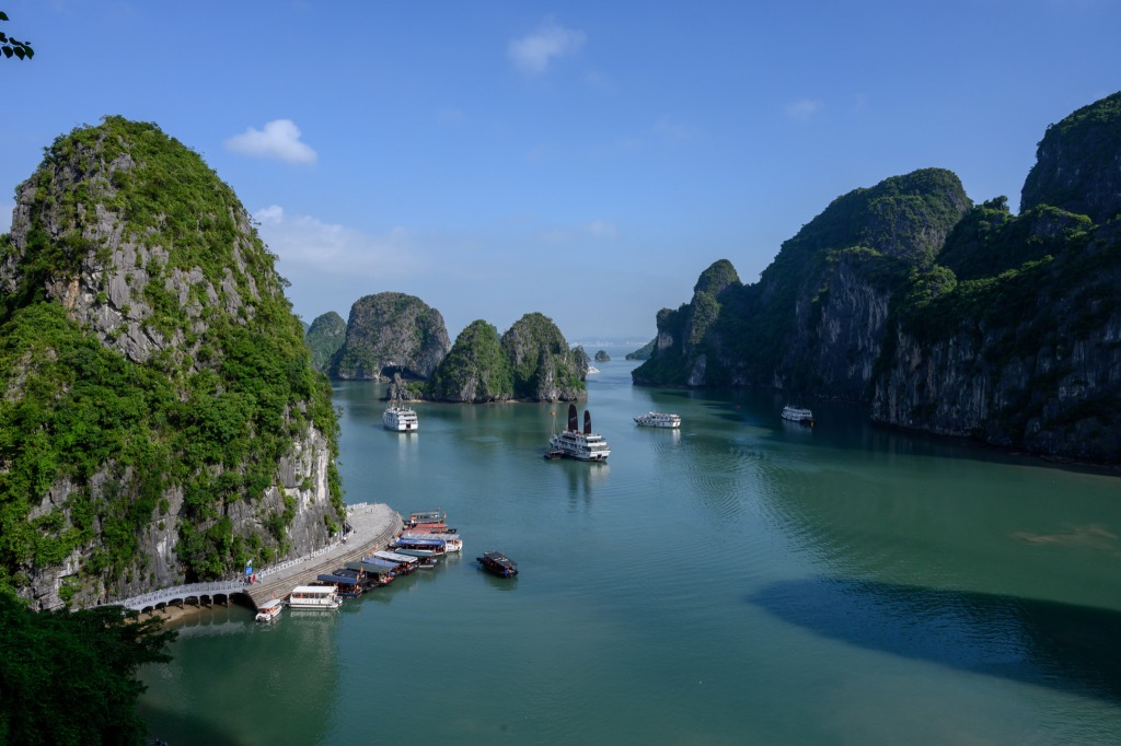 Die Halong Bucht in Vietnam als Reisetipp von Hanoi