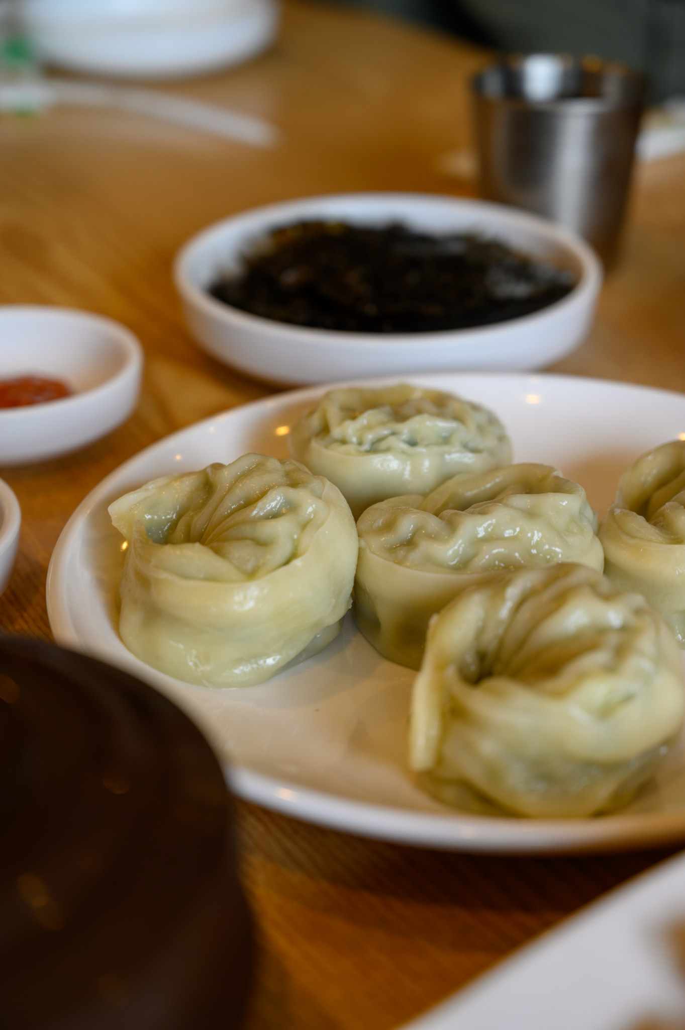 Dumplings auf einem Teller in Südkorea