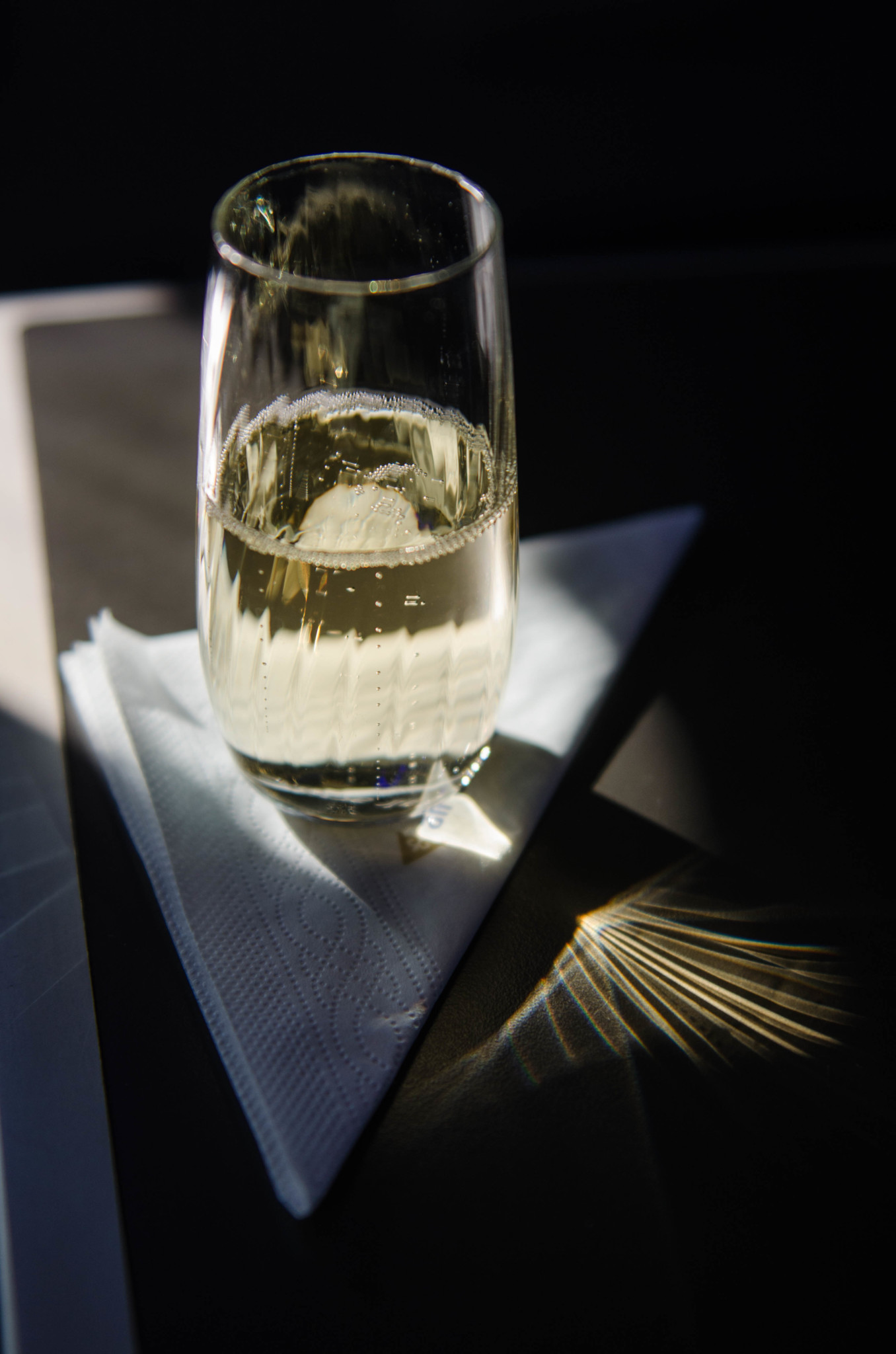 Champagner in der Business Class von Air Astana