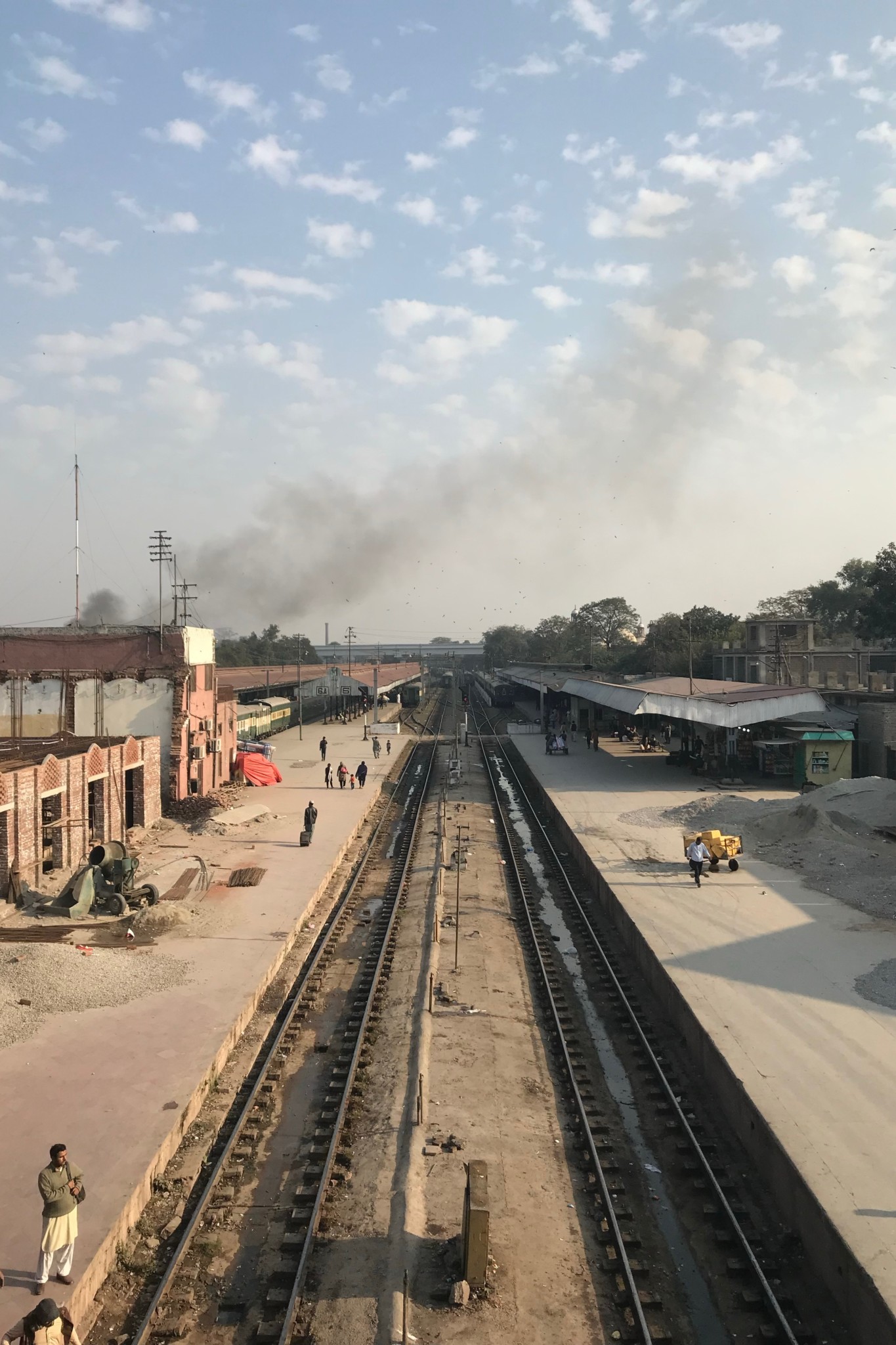 Zugfahren geht auch in Pakistan