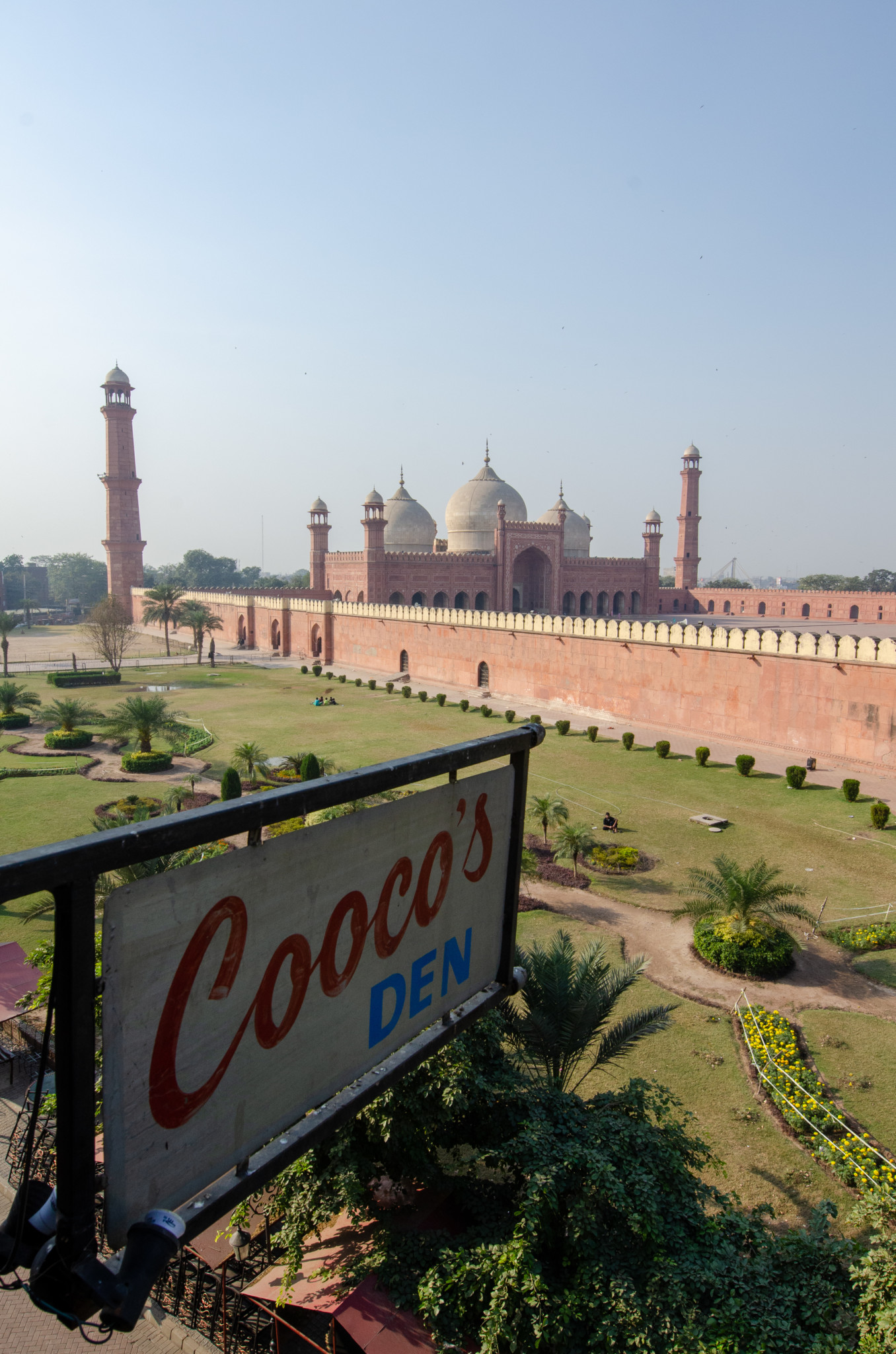 Cooco's Den Restaurant in Lahore Tipp