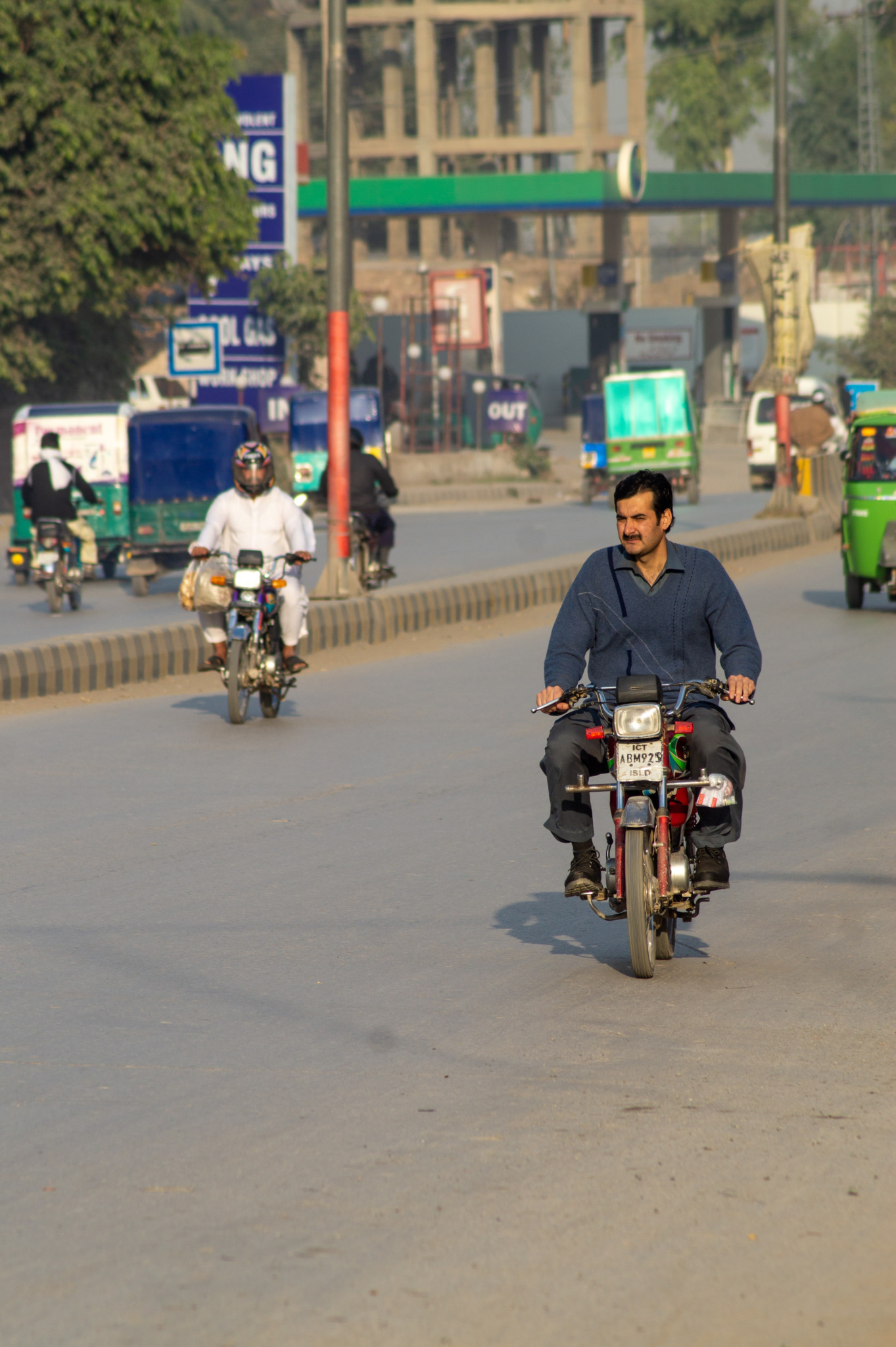 Mit dem Moped durch Pakistan