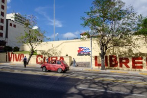 Wer in Kuba Internet sucht, findet es auf öffentlichen Plätzen