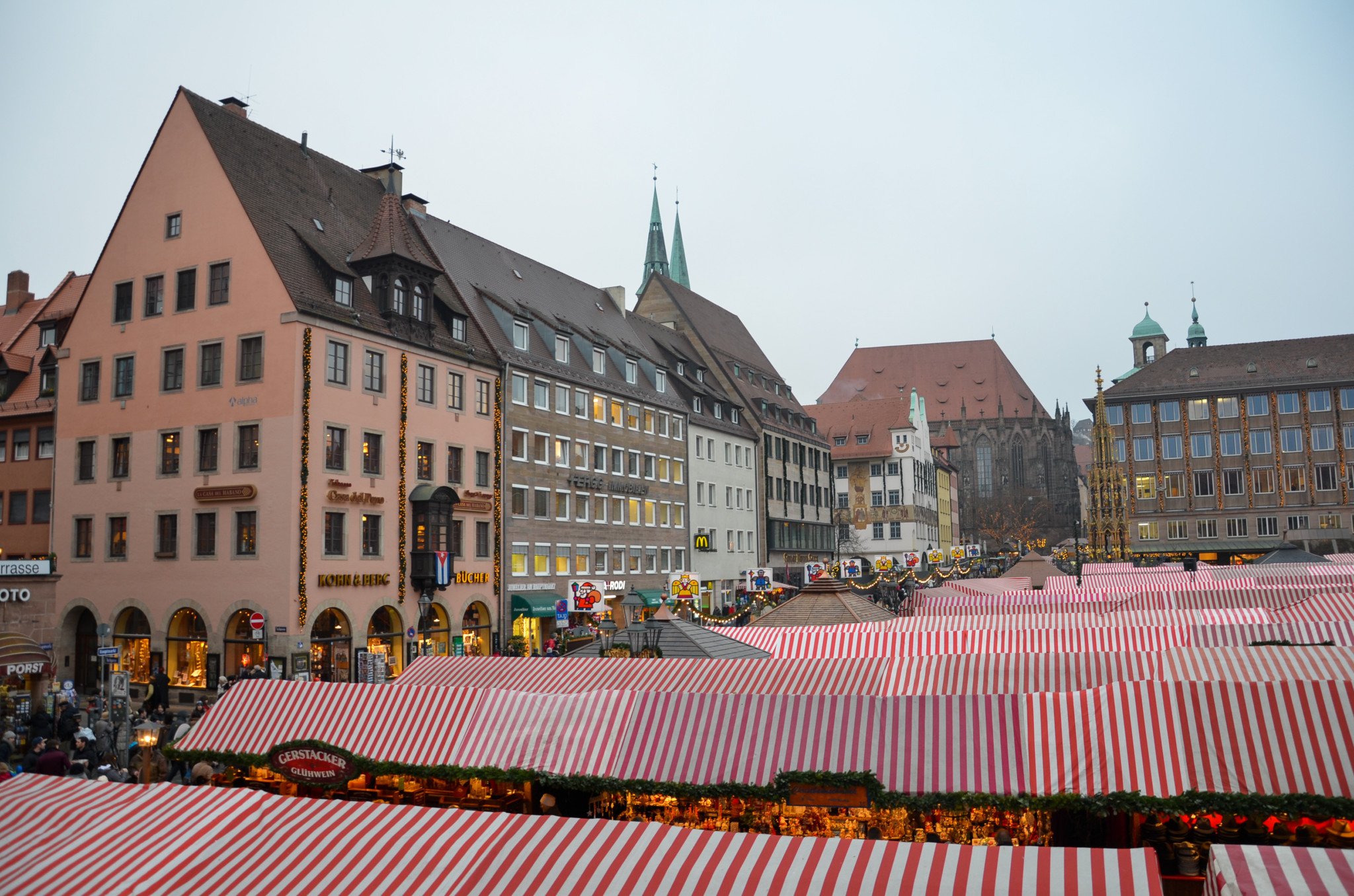 Nürnberger Weihnachtsmarkt von oben