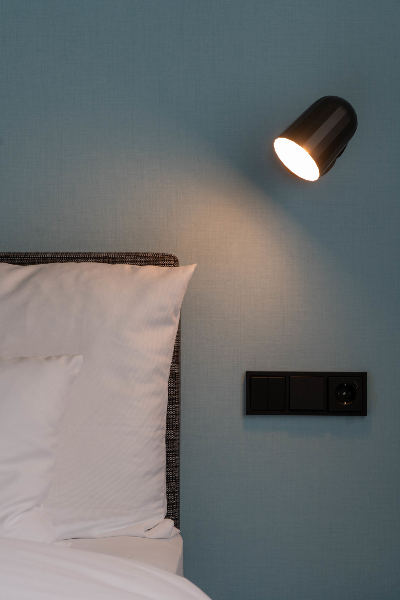 Detail am Bett vom 25hours Hotel Frankfurt