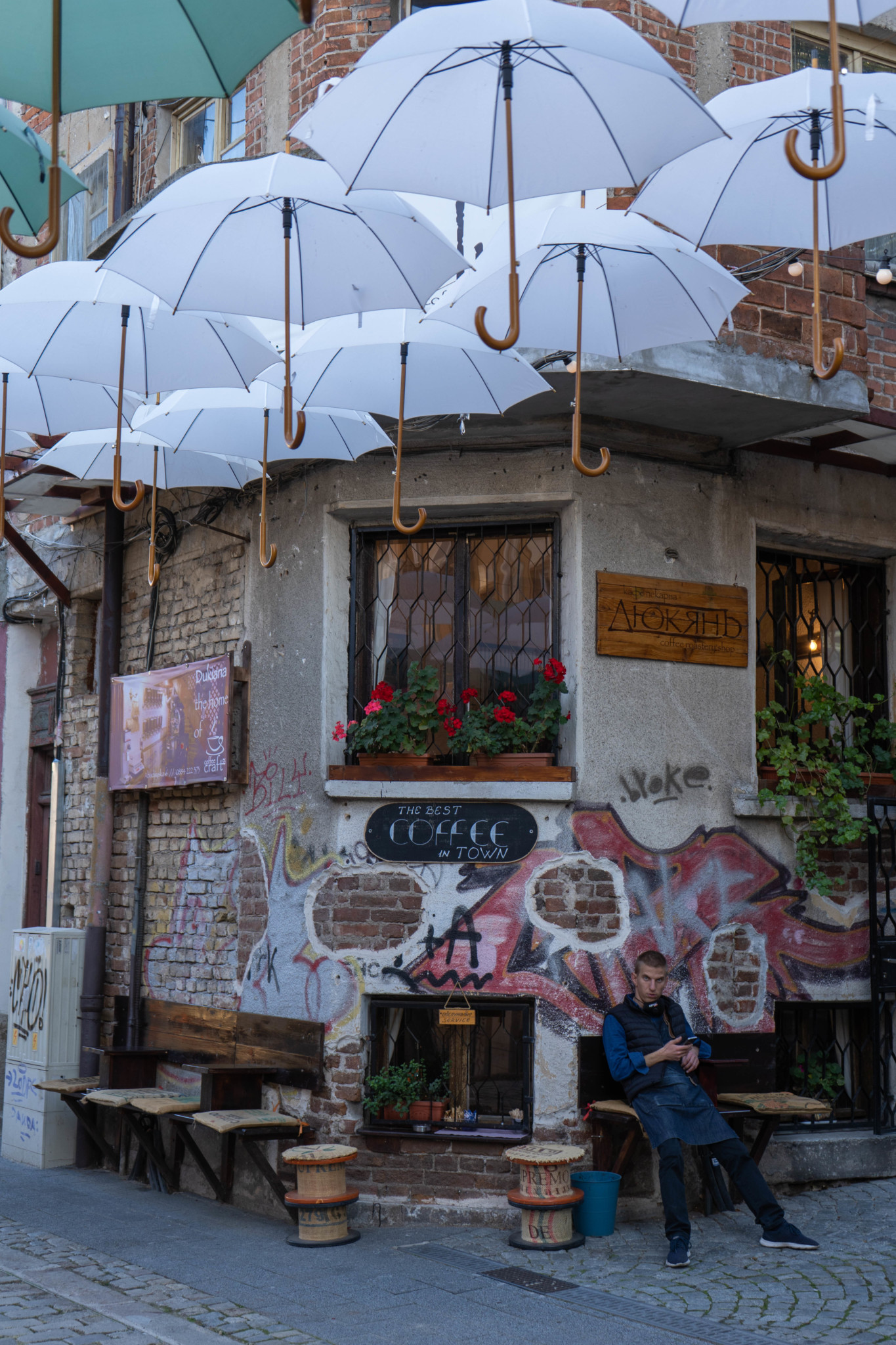 Regenschirme in Kapana in Plovdiv