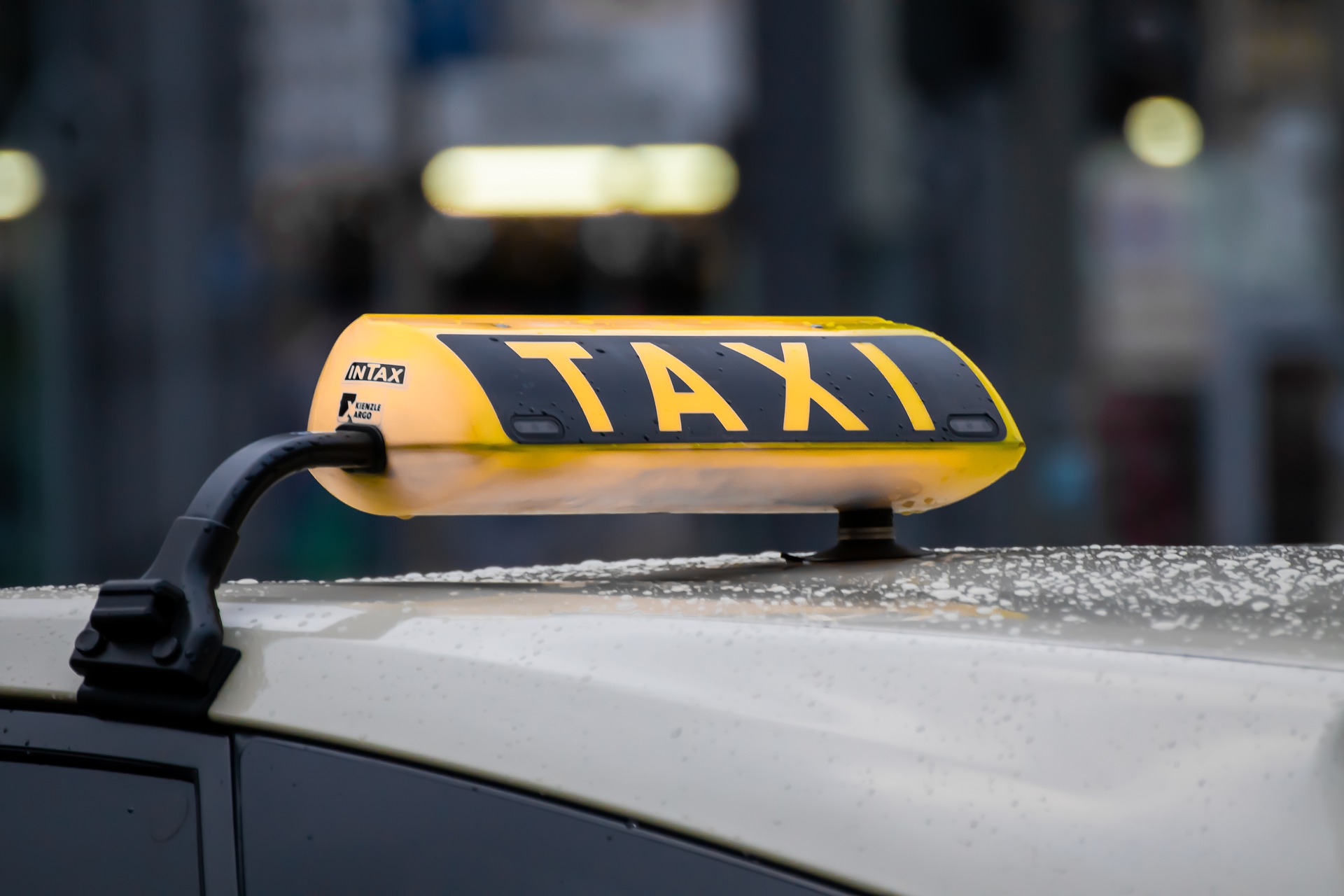 Mit dem Taxi vom Flughafen Berlin in die Stadt