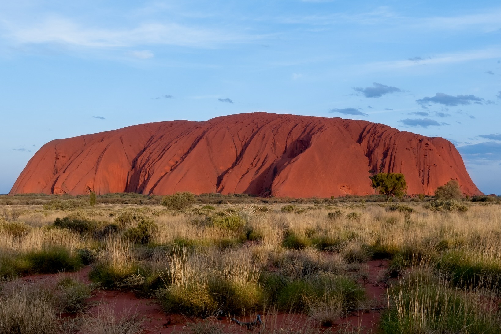 Der Uluru strahl auch im Februar ohne Ende