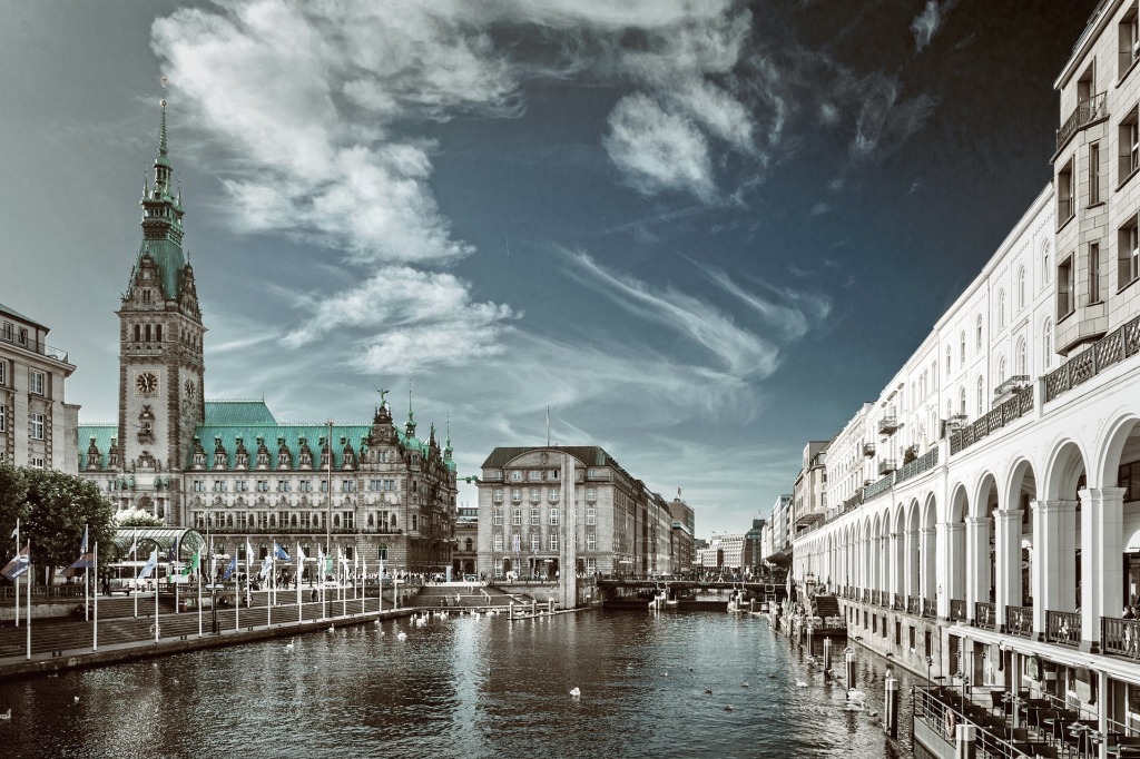 Das Rathaus Hamburg zählt zu den schönsten Hamburg Sehenswürdigkeiten