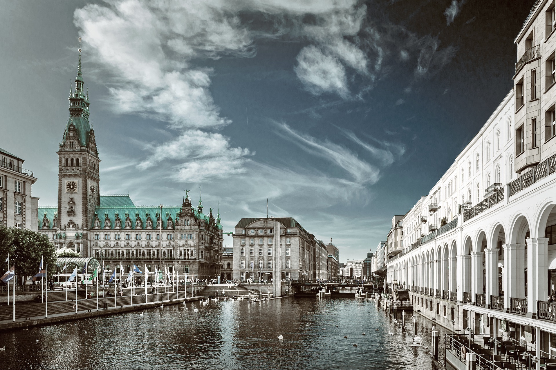 Das Rathaus Hamburg zählt zu den schönsten der Welt