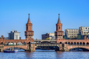 Oberbaumbrücke in Berlin Friedrichshain