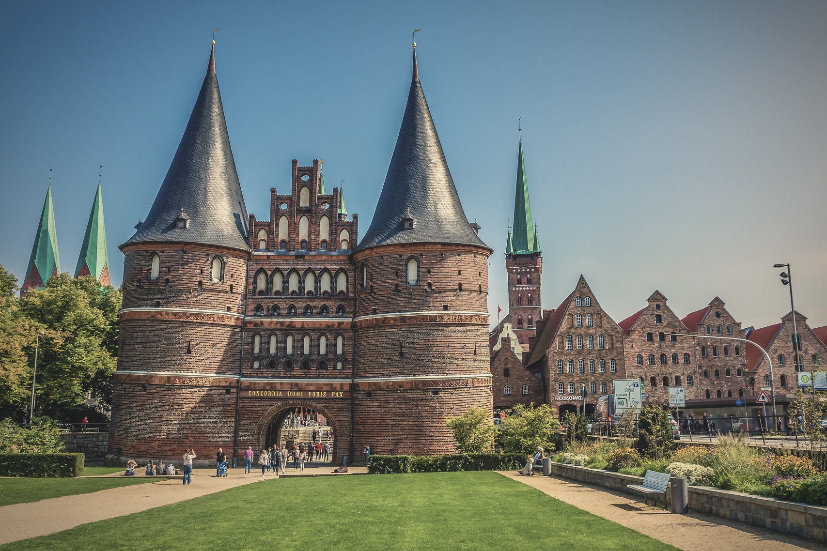 Das Holstentor in Lübeck ist eine der schönsten Sehenswürdigkeiten Deutschlands