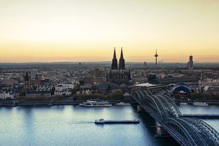 Sonnenuntergang in Köln