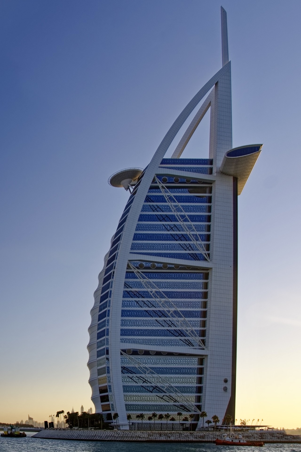 Zu unseren Dubai Tipps gehört auch der Besuch vom Burj Khalifa