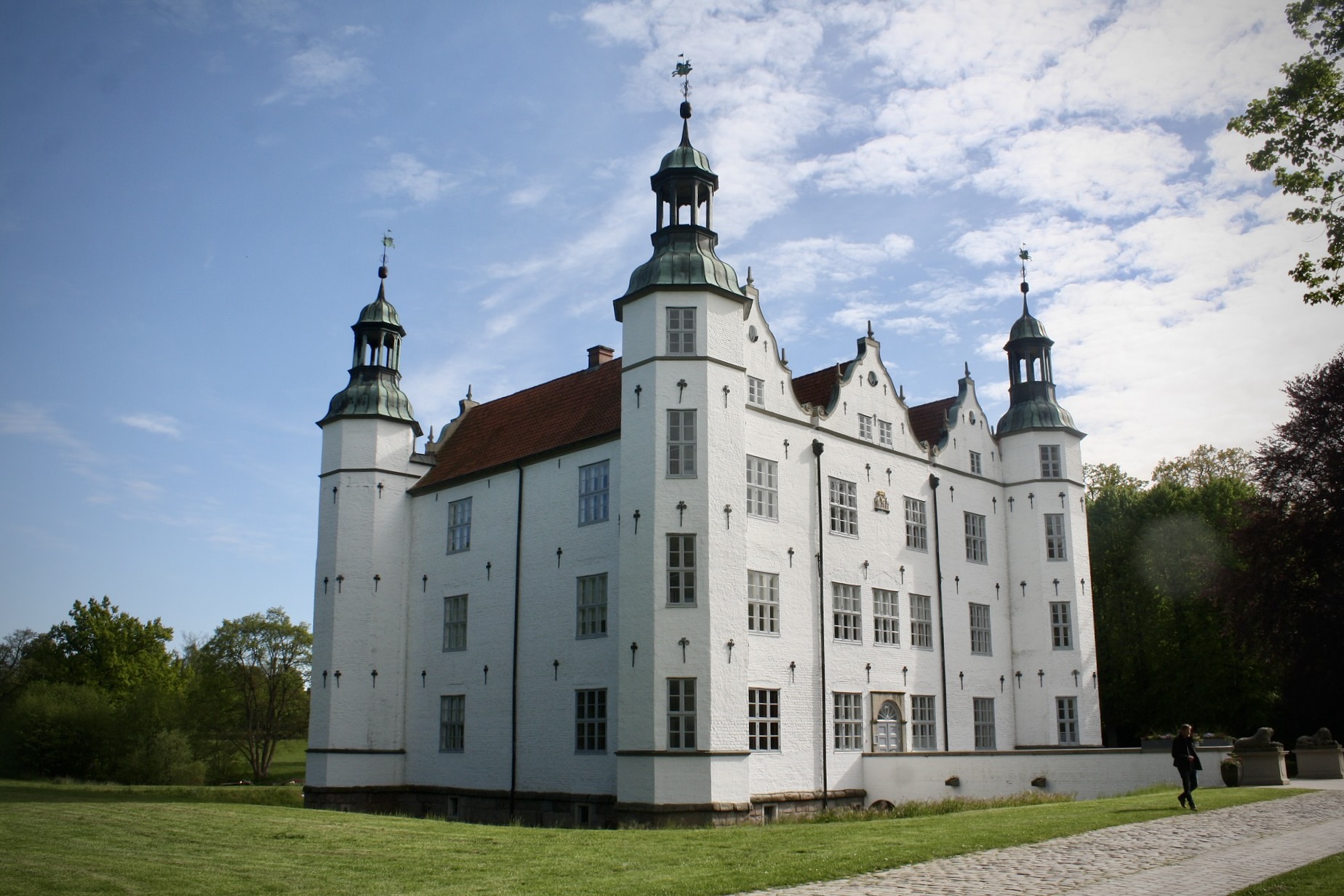 Schloss Ahrensburg ist als Reiseziel von Hamburg beliebt
