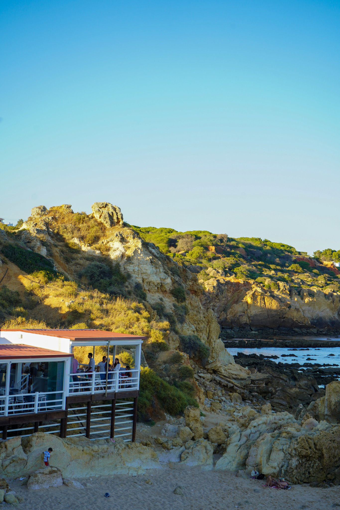 Praia dos Arrifes an der Algarve