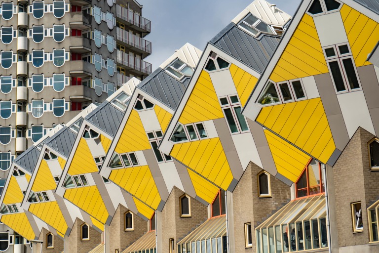 Die Kubushäuser gehören zu den Rotterdam Sehenswürdigkeiten