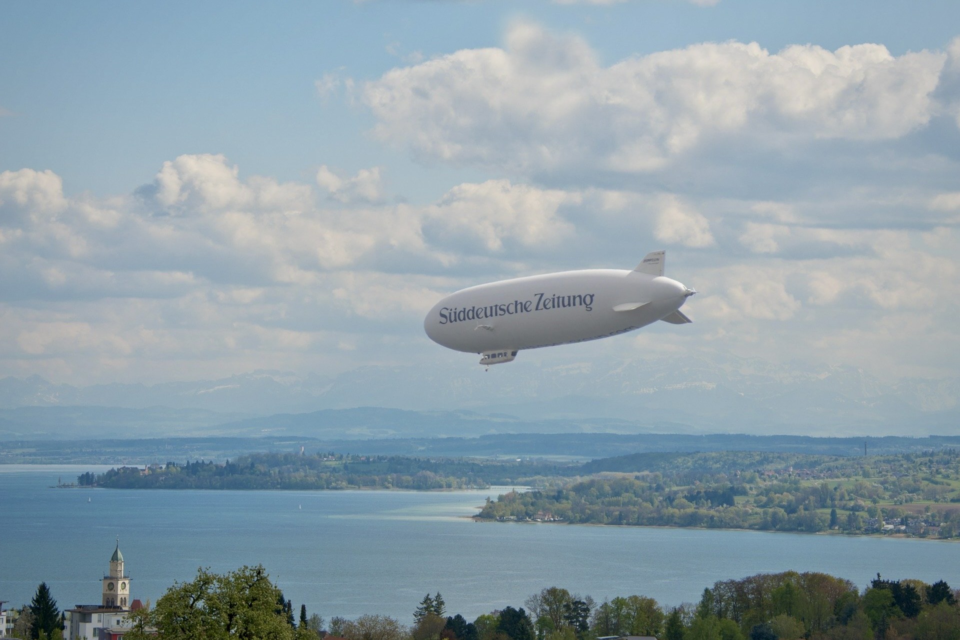 Zeppelin-Museum – eines der vielen Ausflugsziele Baden-Württemberg