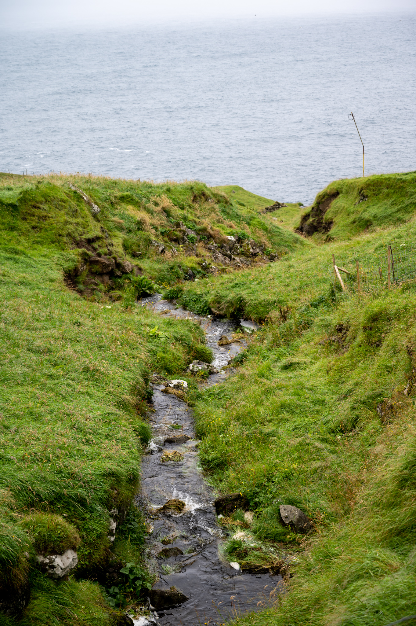 Weg zum Leuchtturm Kallur
