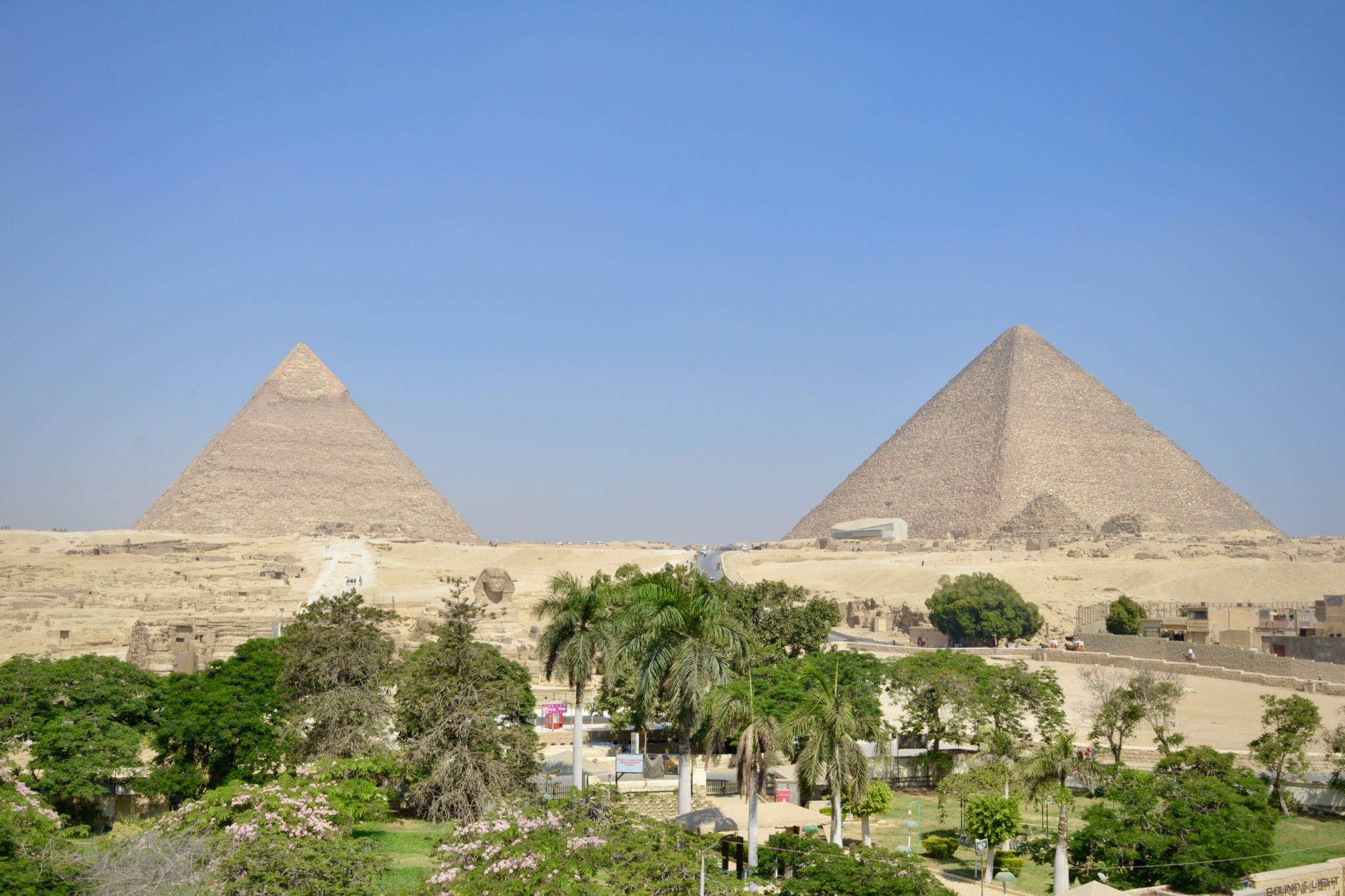 Die Pyramiden in Gizeh bei Kairo in Ägypten