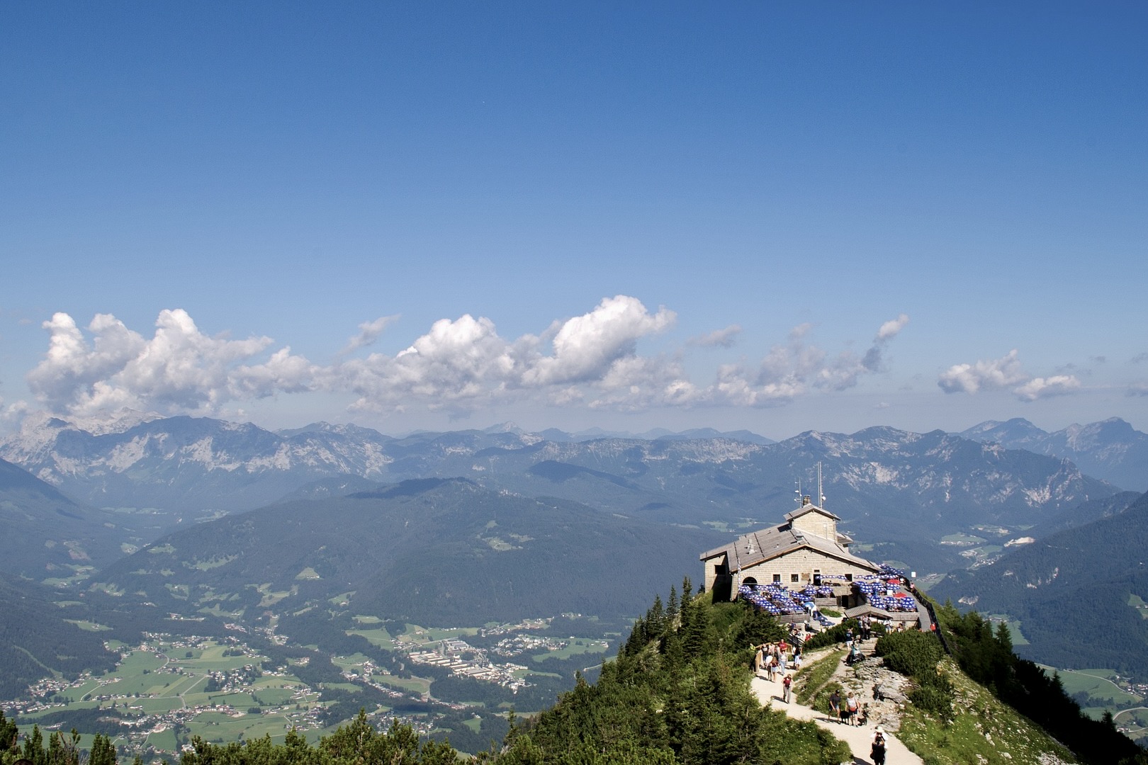 Das Kehlsteinhaus in Berchtesgaden von oben