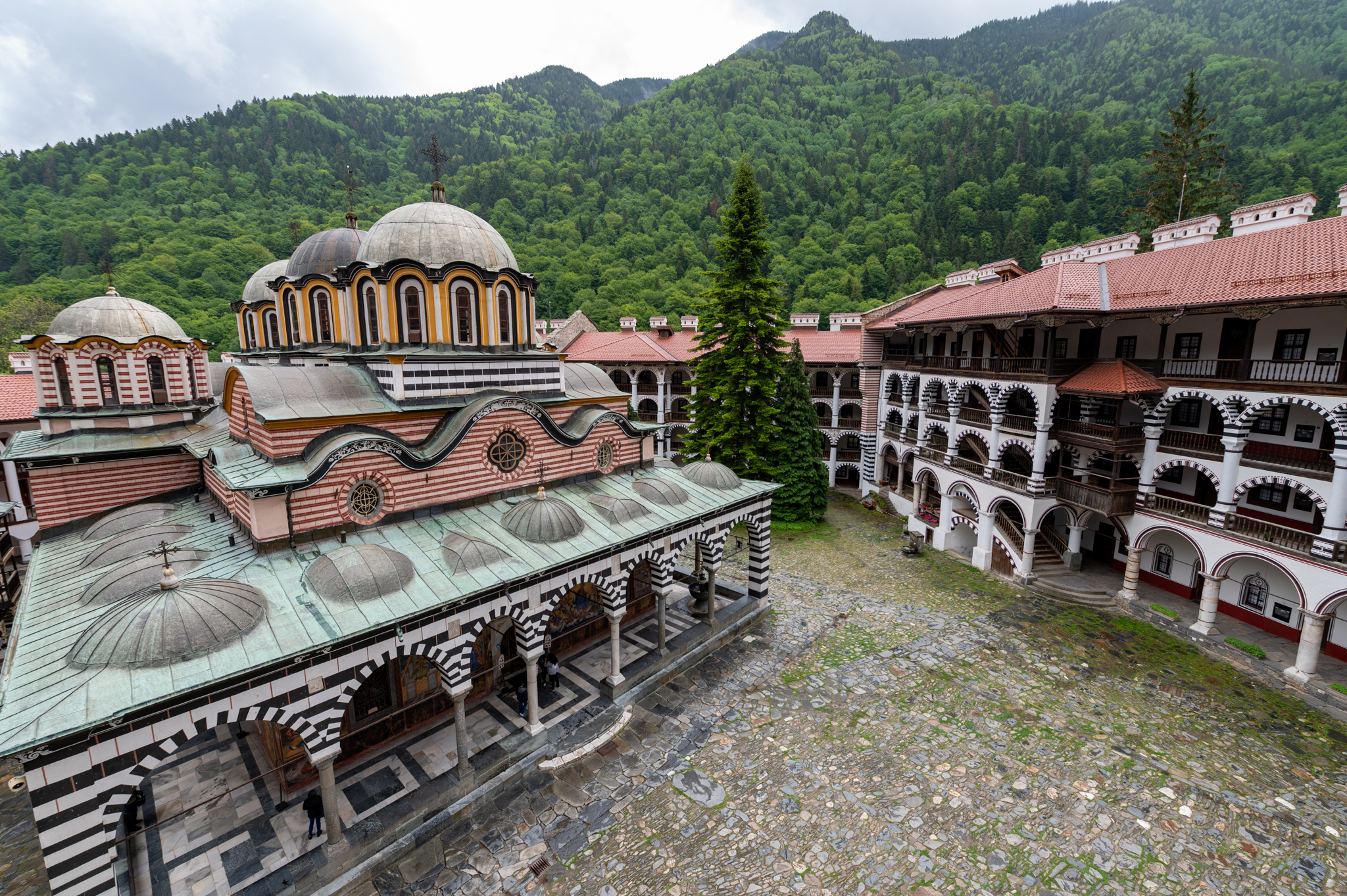 Rila Kloster mit Wohnhaus
