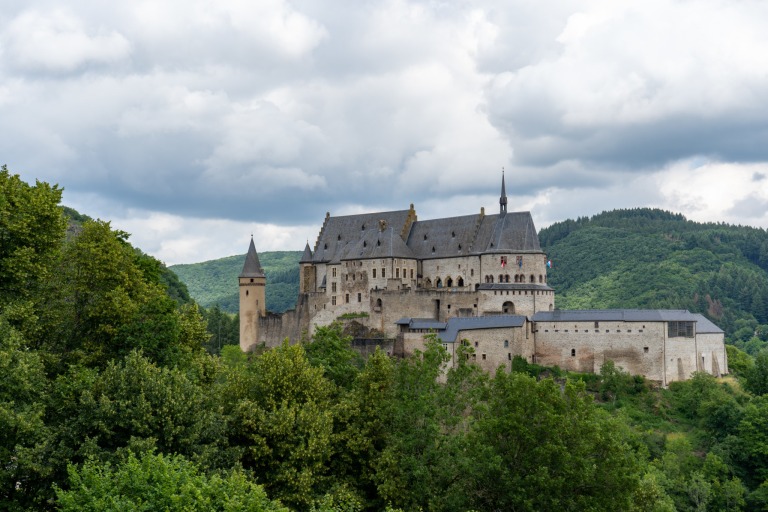 Reise zum Schloss Vianden in Luxemburg