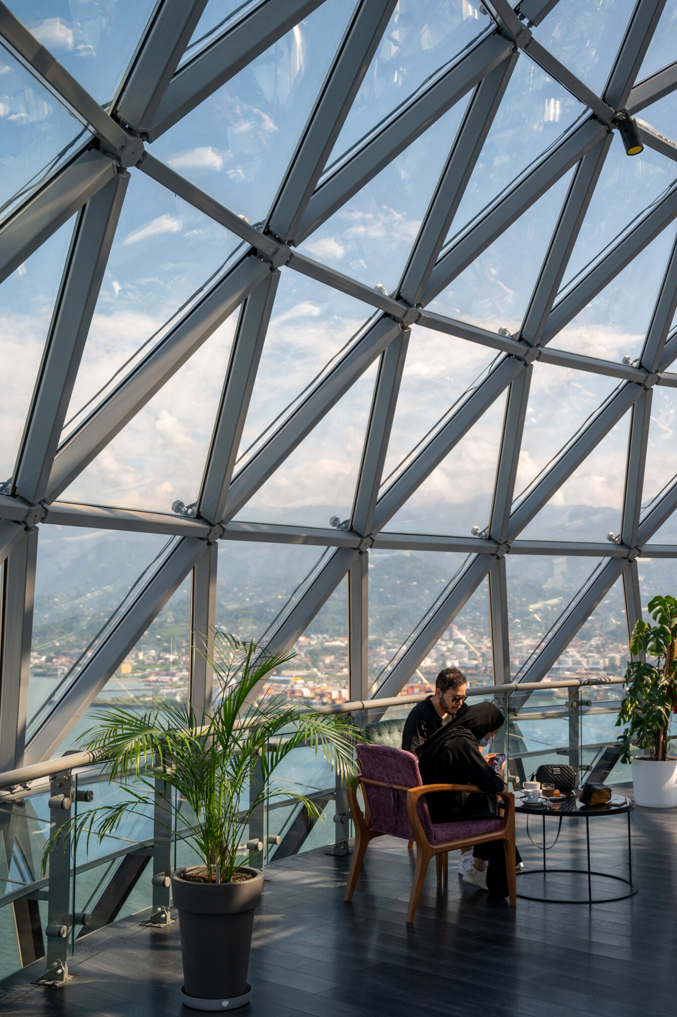 Bar im Alphabetic Tower in Batumi