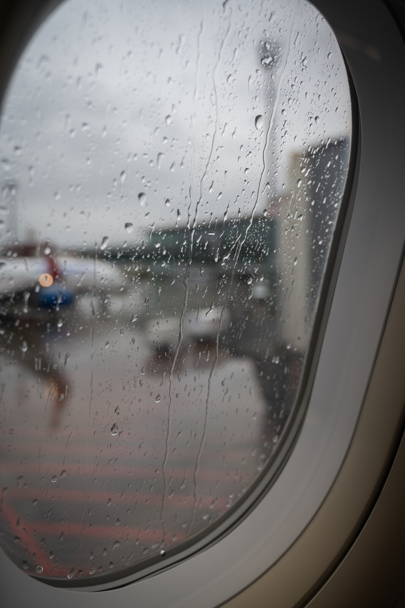 Blick durchs Fenster des A321neo von Turkish Airlines