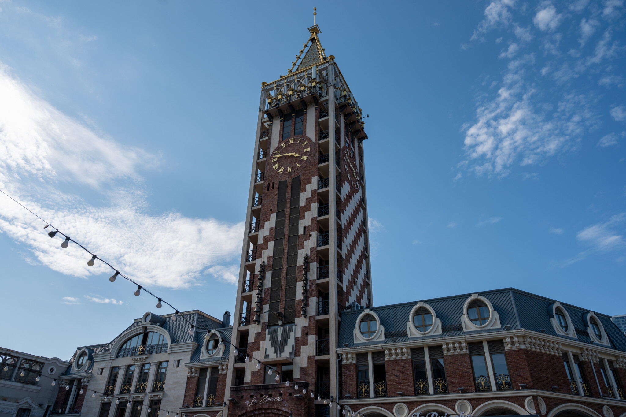 Die Batumi Piazza gehört zu den Top Sehenswürdigkeiten in Batumi