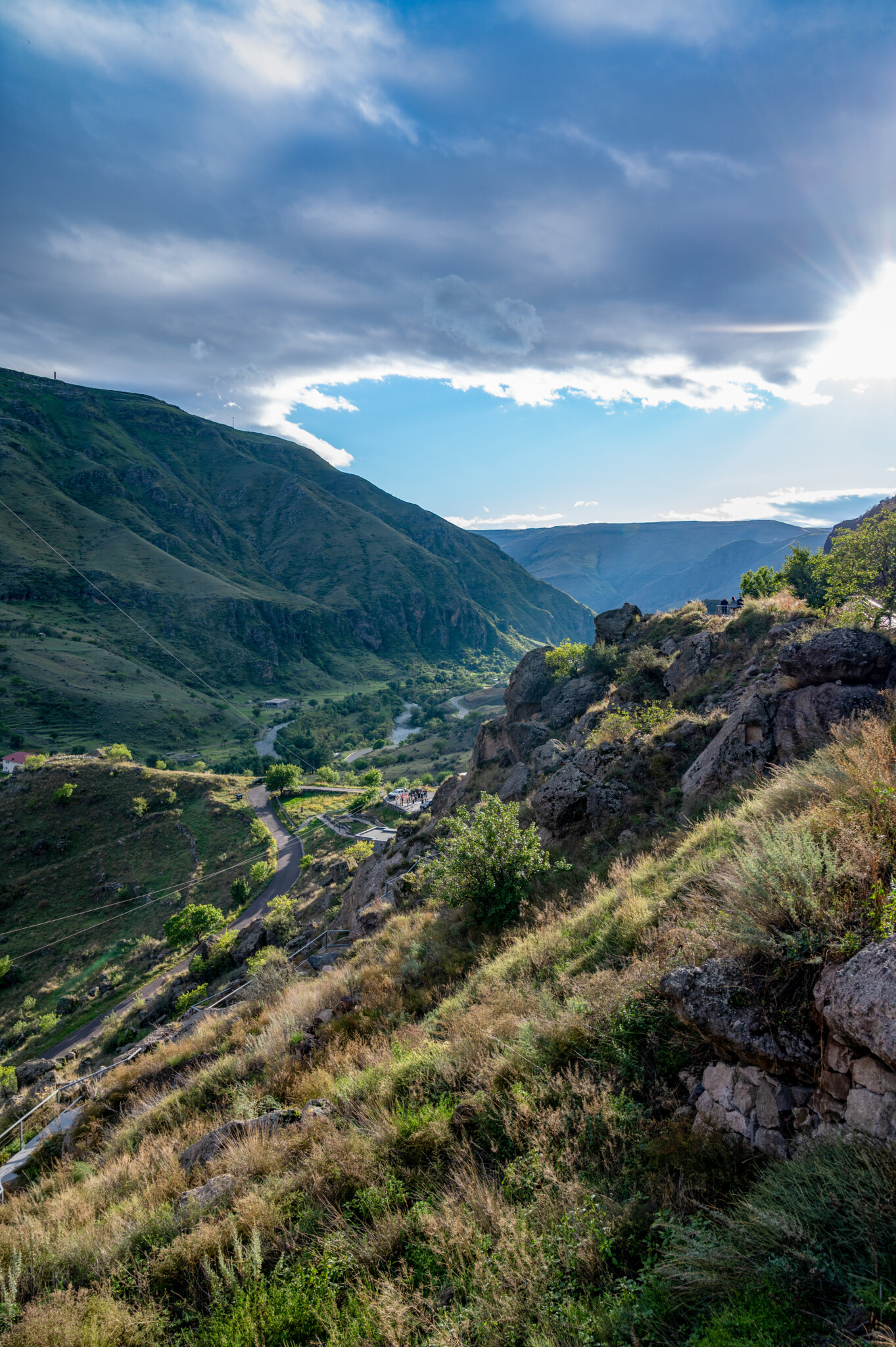 Ausblick von der Felsenstadt Vardzia